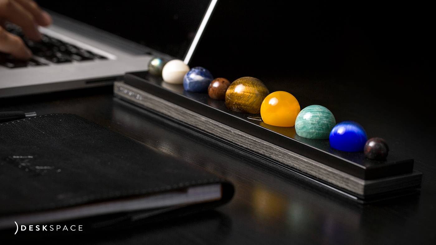 to work in an office，star，Desktop decoration，popular，