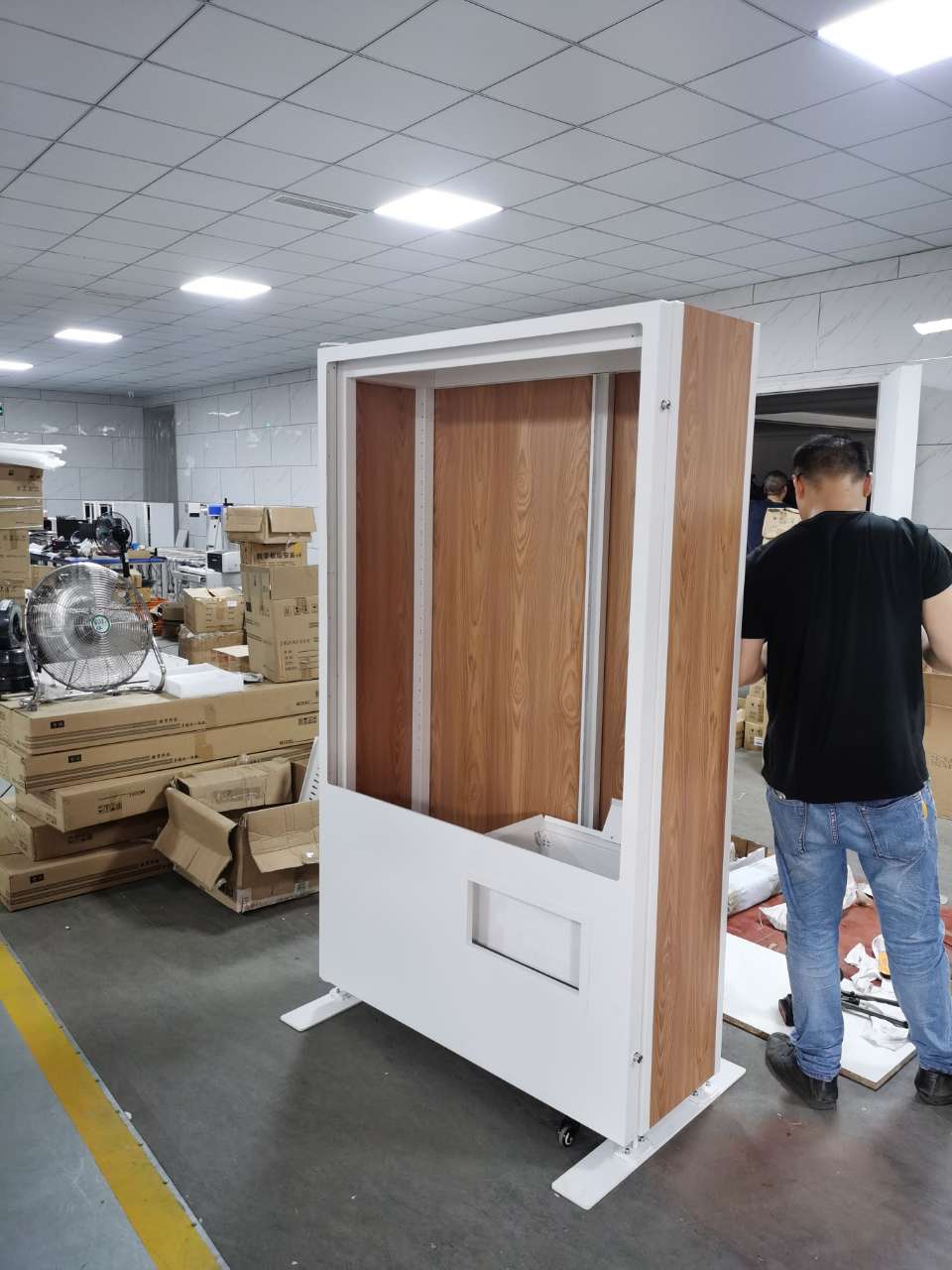 Fighting the epidemic，