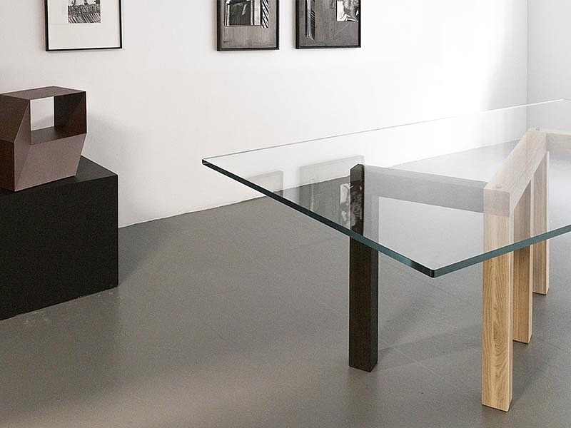 table，wood，Glass，luxury，2021 red dot product design award，