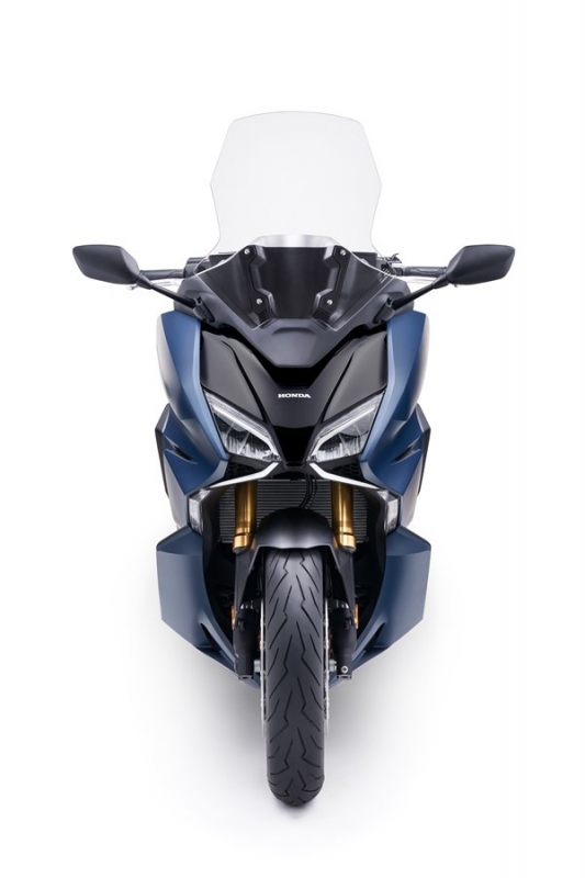 motorcycle，Two cylinder engine，modern，Honda，2021 red dot product design award，