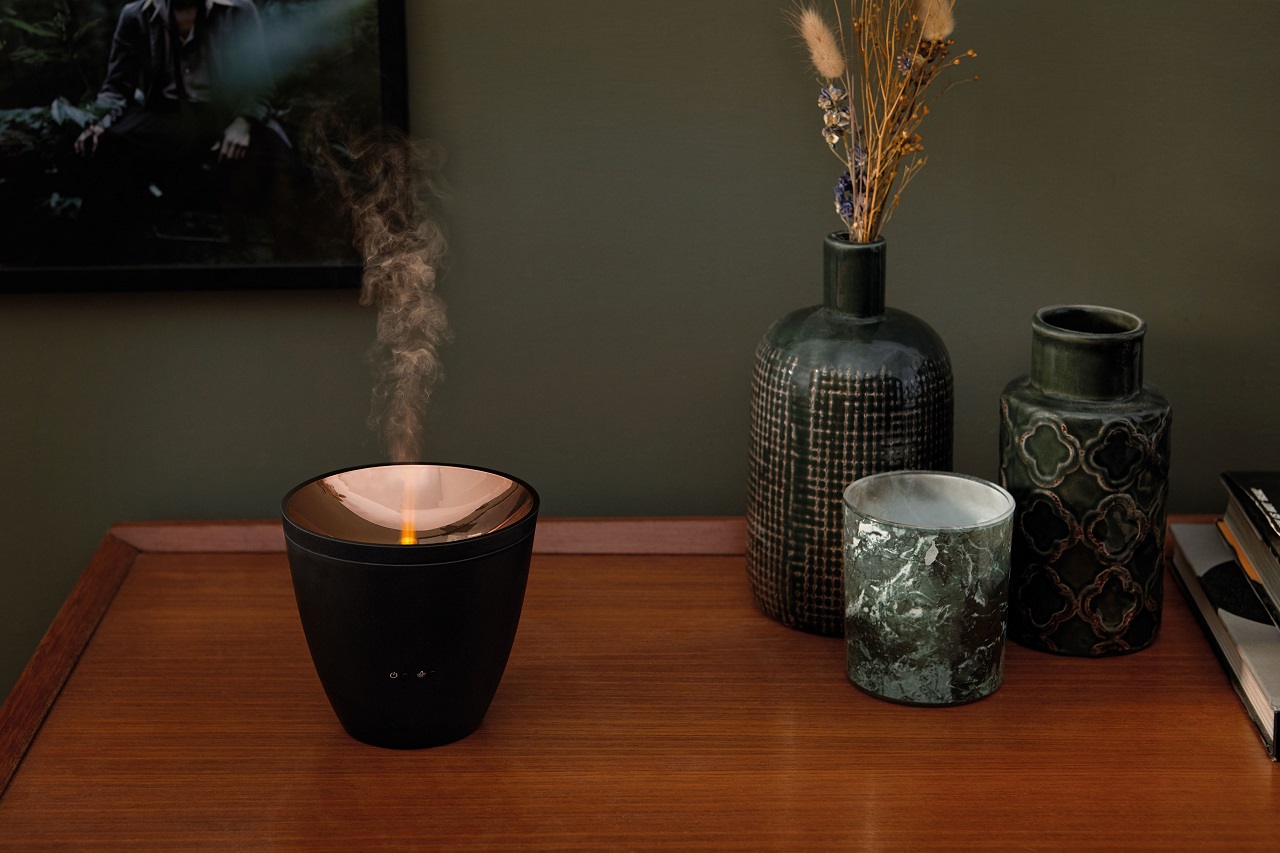 2021 red dot product design award，Zoe by Stadler Form，Aroma diffuser，Aromatherapy machine，