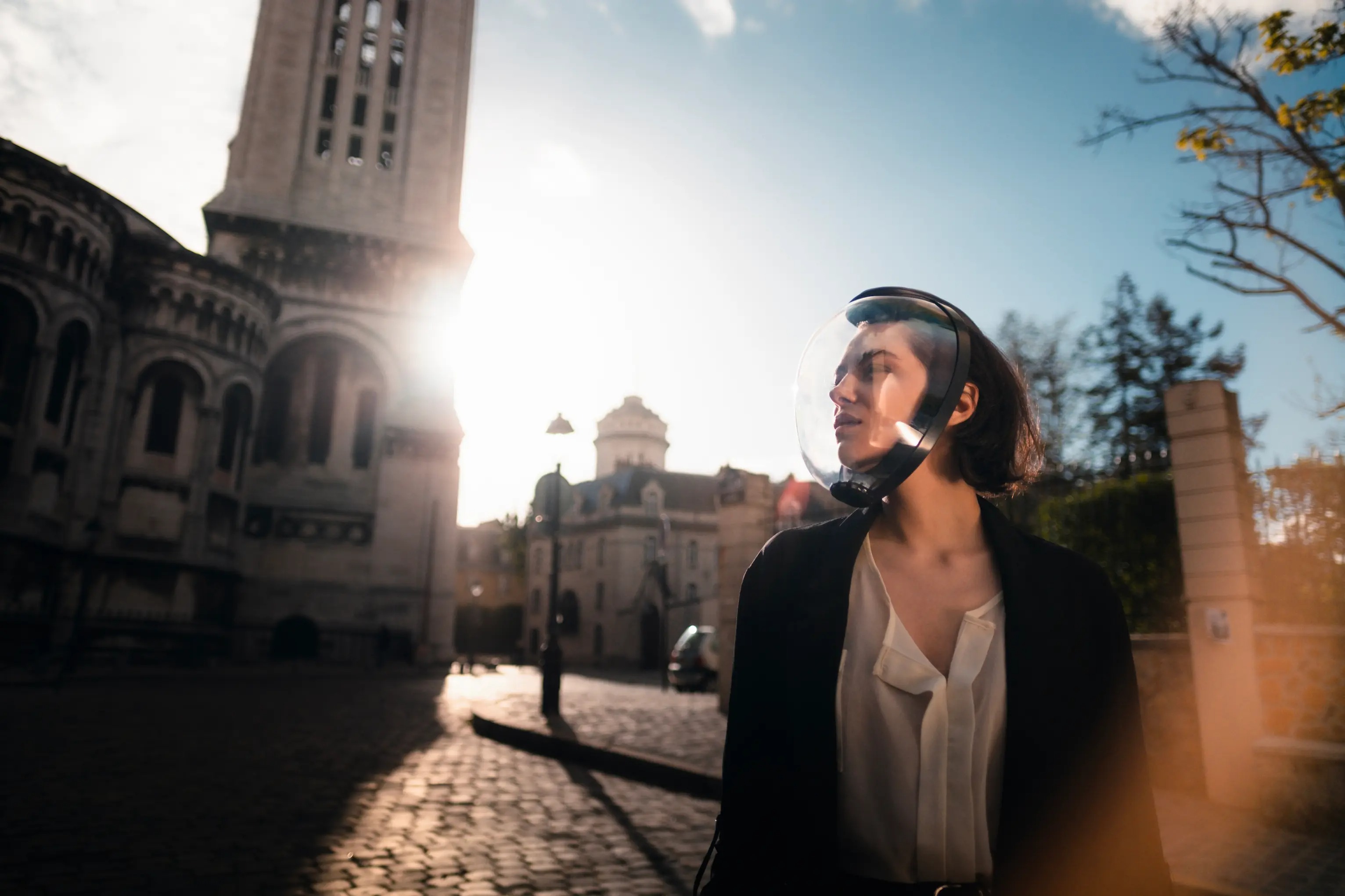 2021 red dot product design award，Breathing mask，Battery powered，