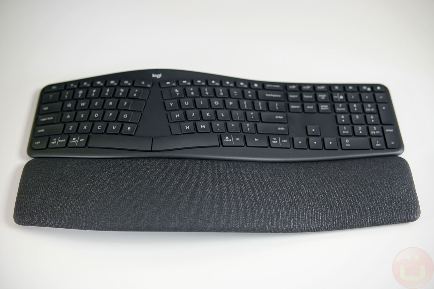 Logitech，keyboard，2021 red dot product design award，