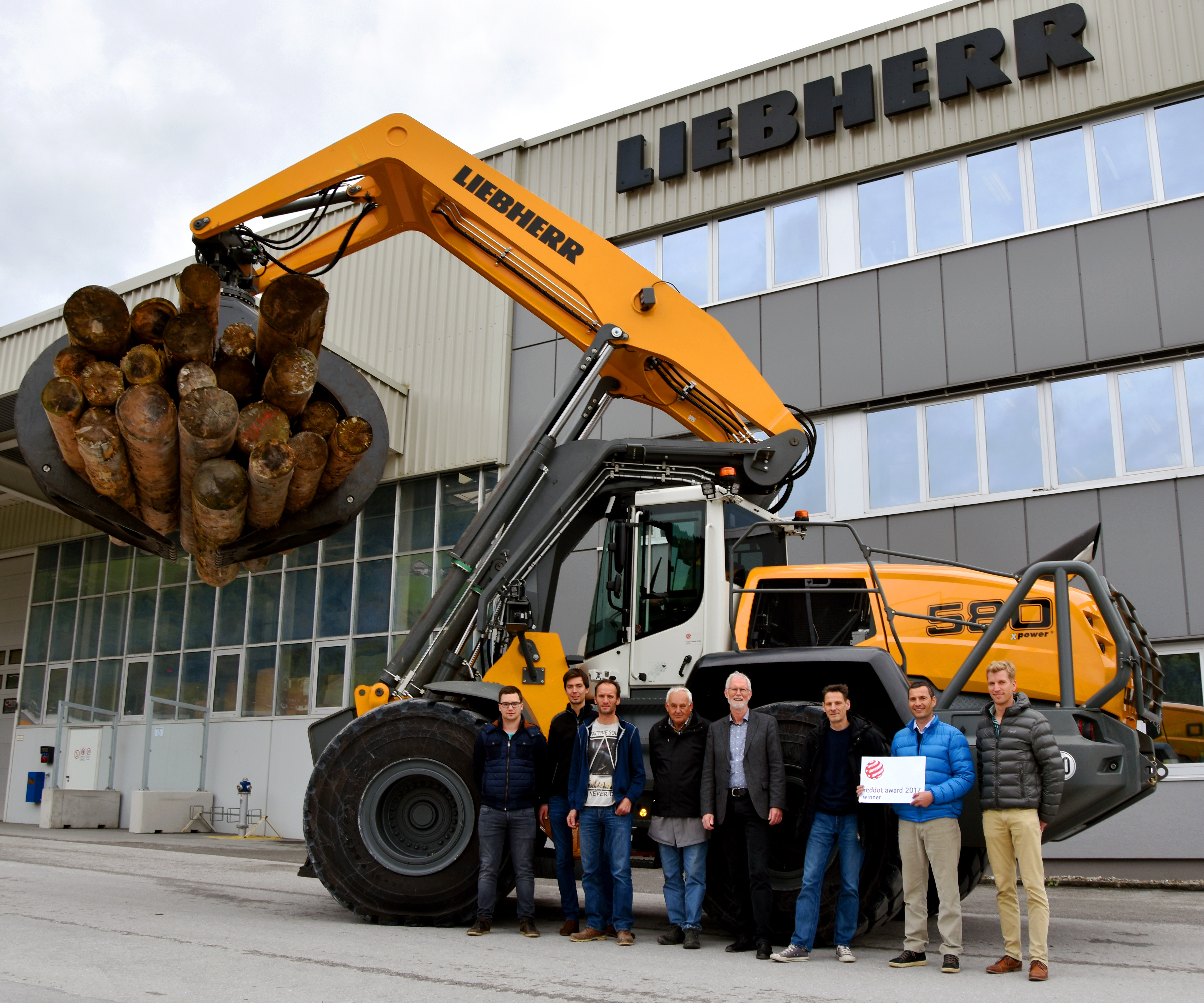 2017 red dot，Heavy equipment，L 580，LogHandler XPo，