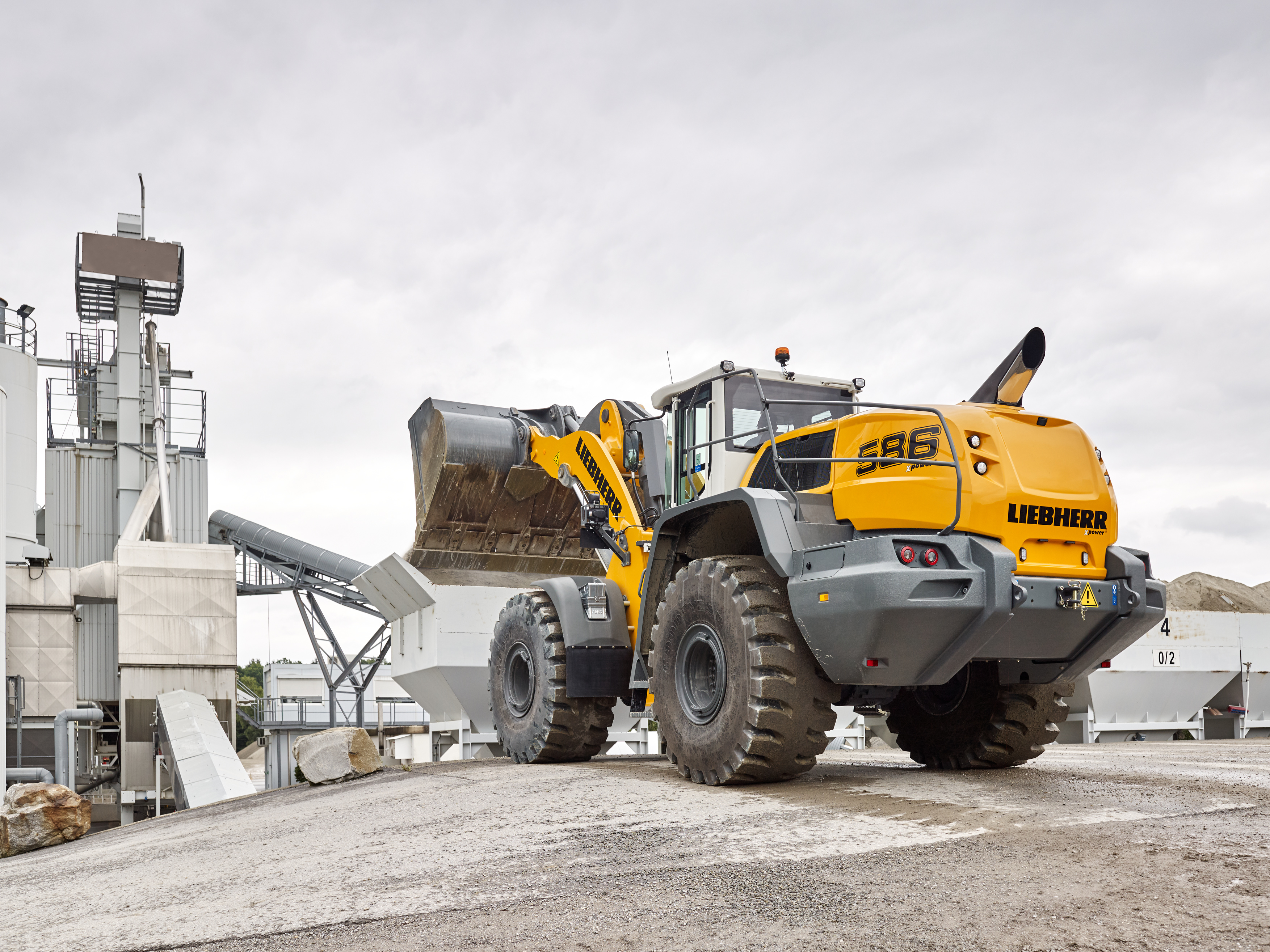 2017 red dot，Heavy equipment，L 580，LogHandler XPo，