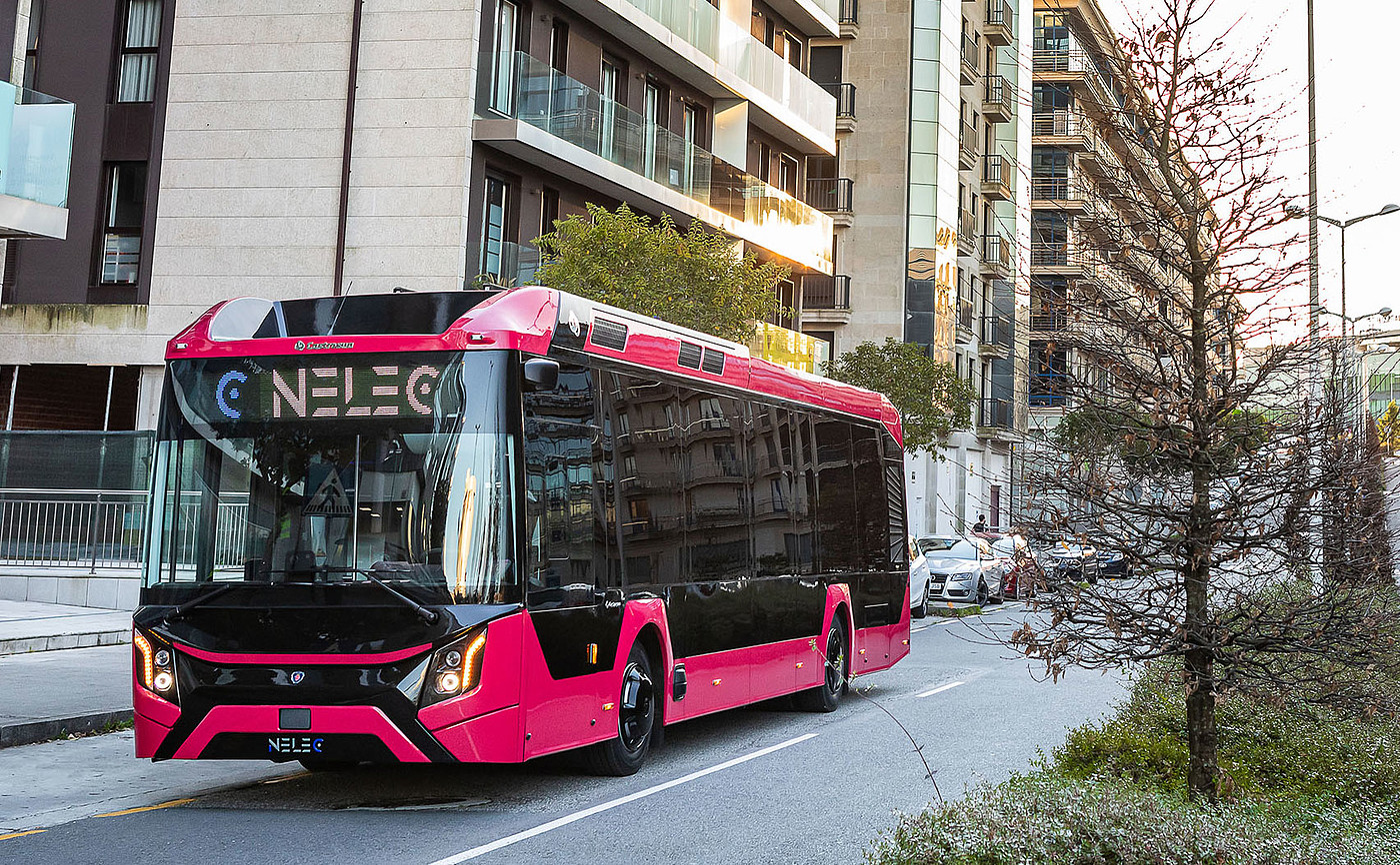 巴士，电动，可回收材料，castrosua，2021红点产品设计大奖，