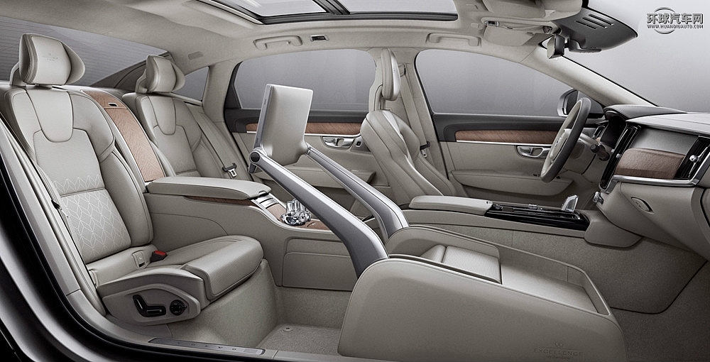V90，Cross border vehicle，Volvo，2017 red dot，