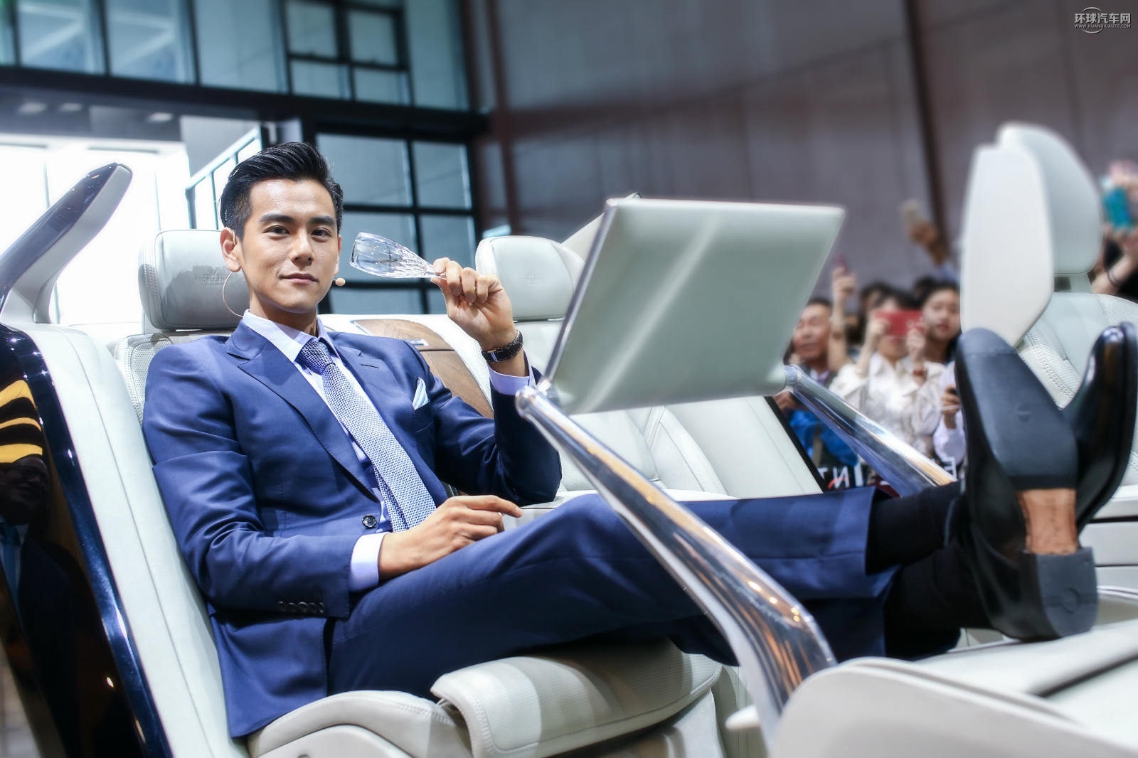 V90，Cross border vehicle，Volvo，2017 red dot，