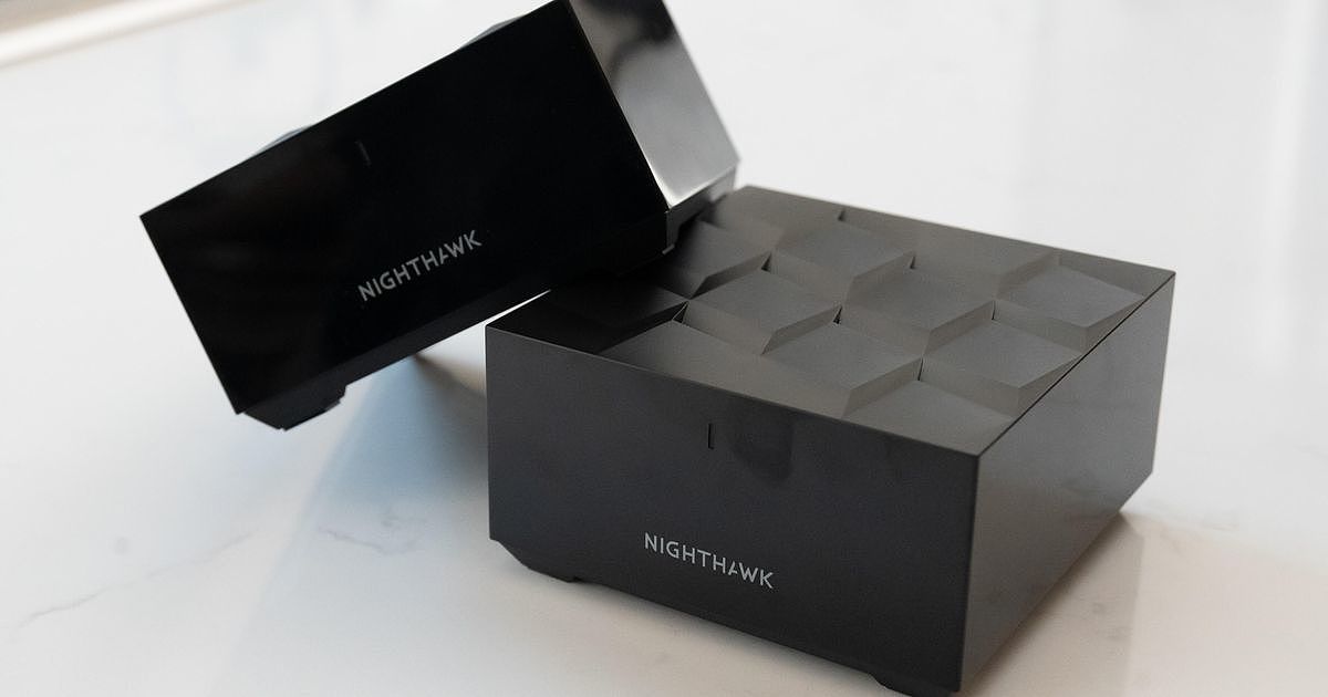Router，Nighthawk，2021 red dot product design award，