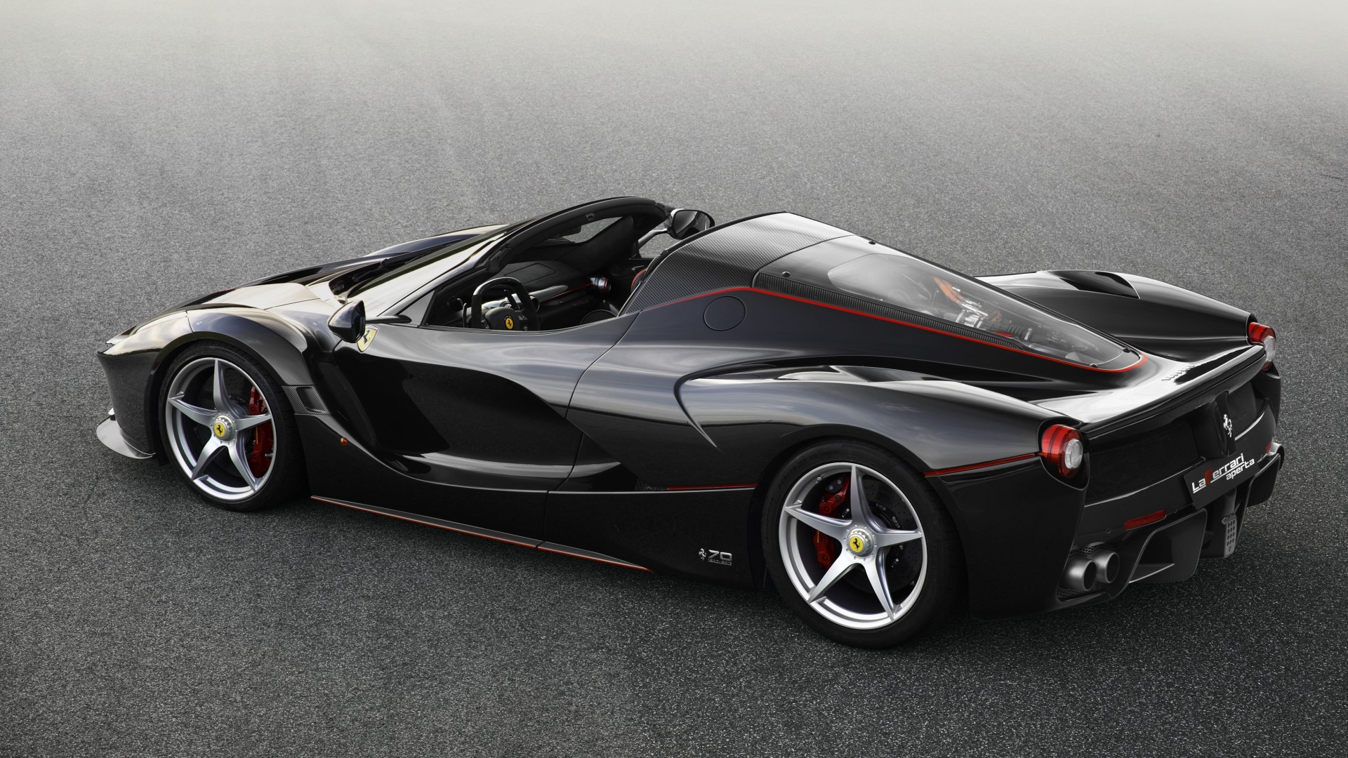 法拉利敞篷跑车laferrariaperta