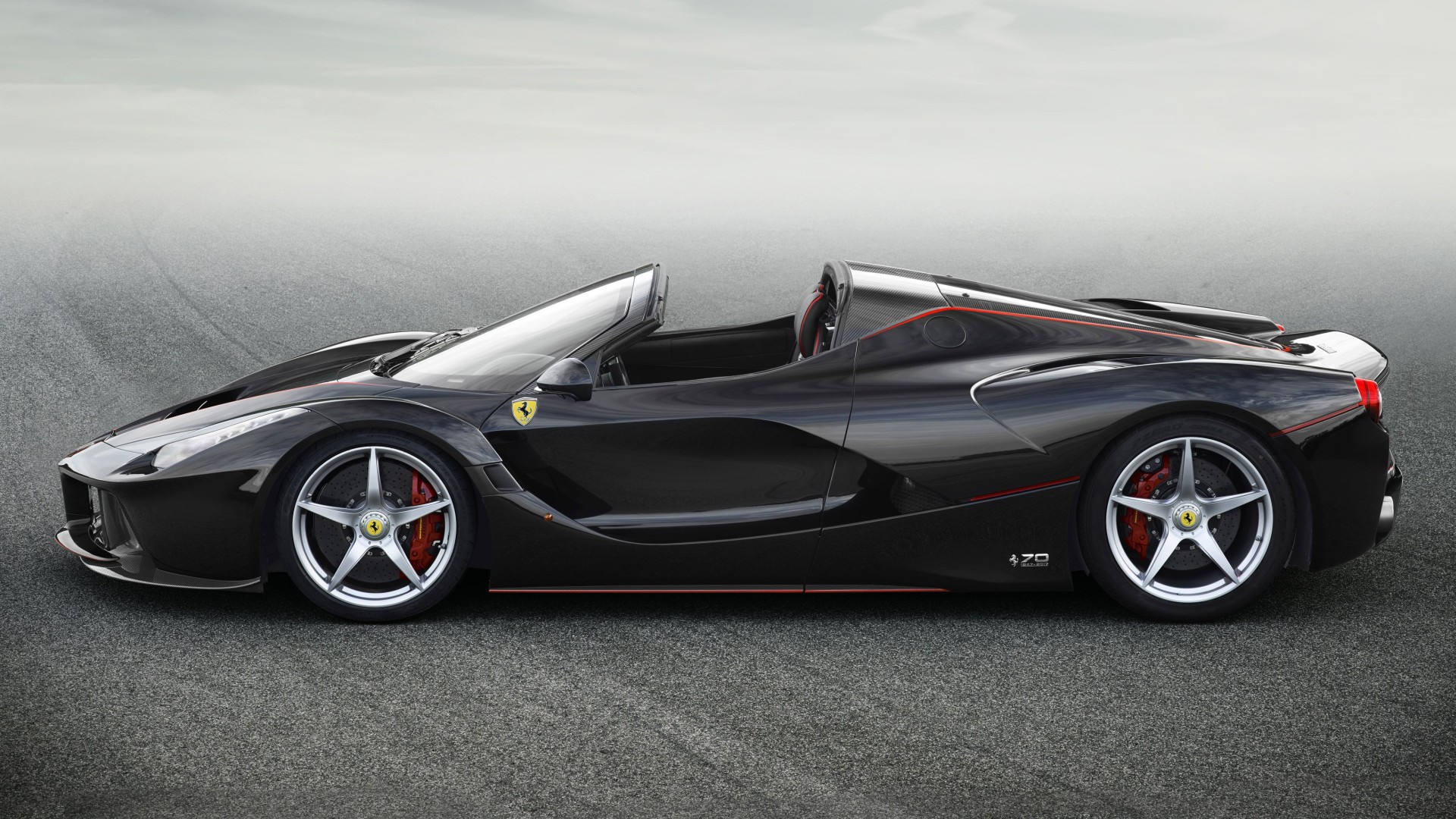 法拉利敞篷跑车laferrariaperta