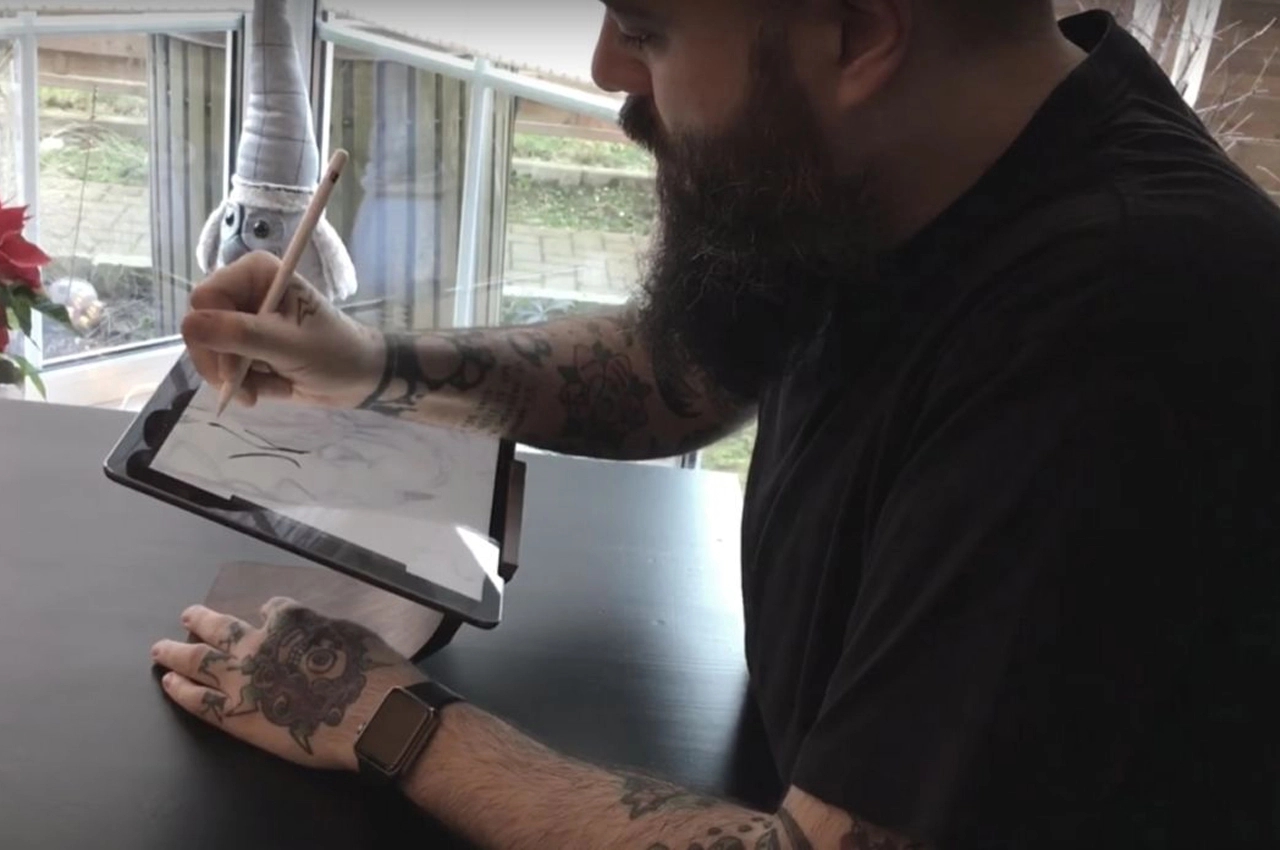 IPad Pro stand，Ergonomics，woodwork，sustainable development，None，