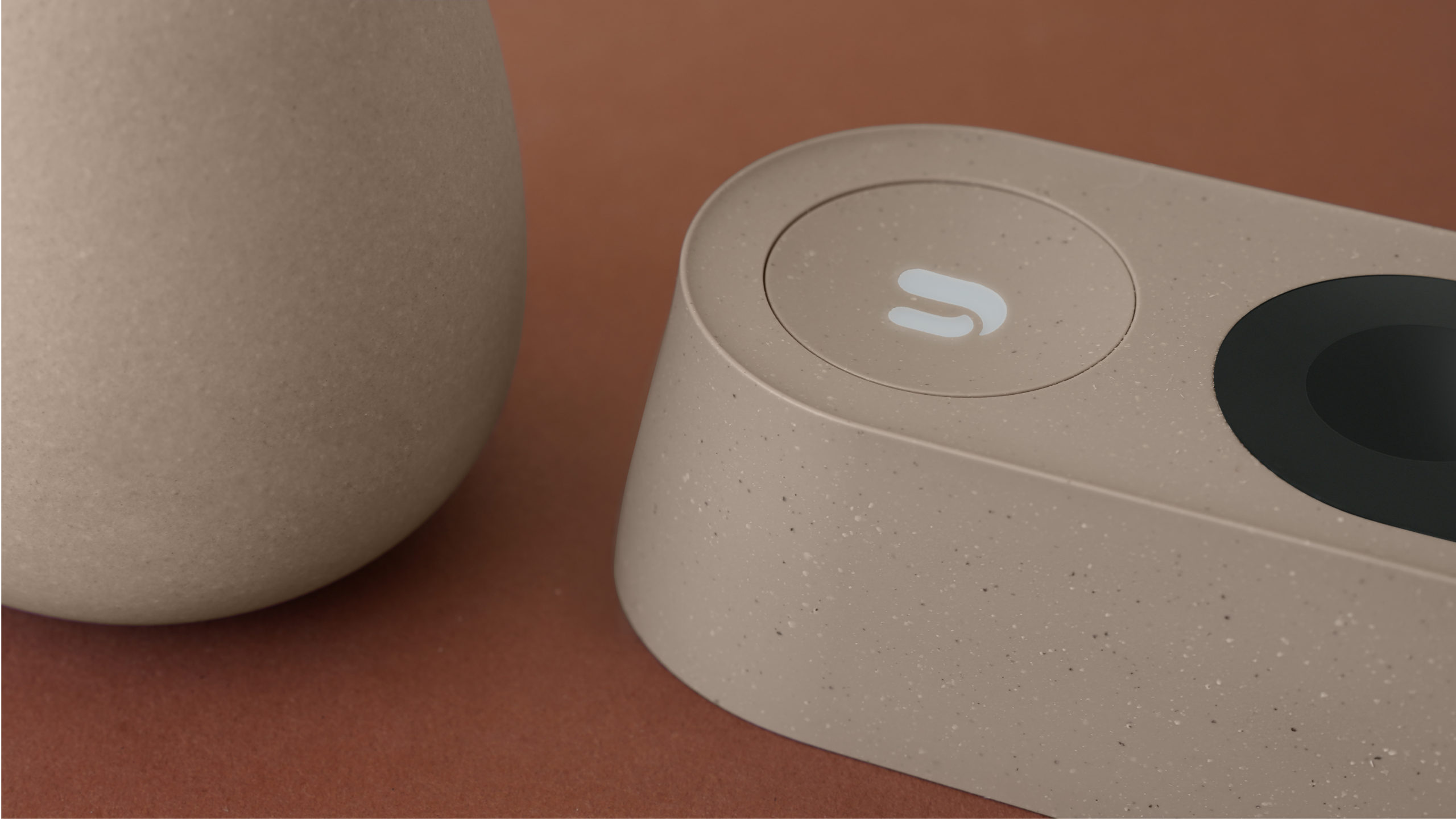 doorbell，Surveillance camera，Battery powered，Never，2021 red dot product design award，