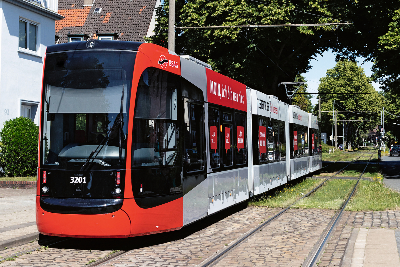 tram，modularization，siemens，2021 red dot product design award，