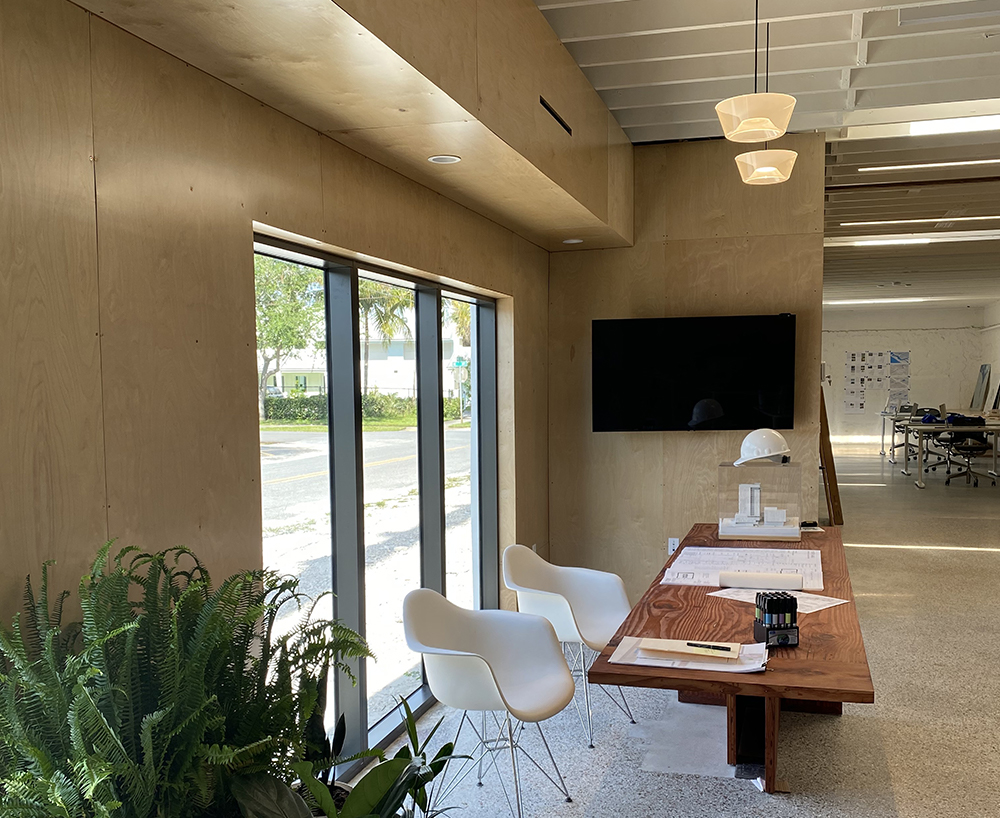 a chandelier，lighting，2021 red dot product design award，