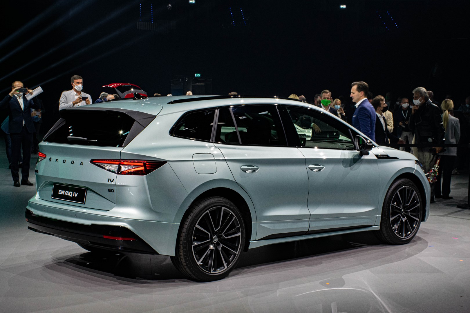 Passenger car，Electric，Sustainable materials，CAR CODE，2021 red dot product design award，