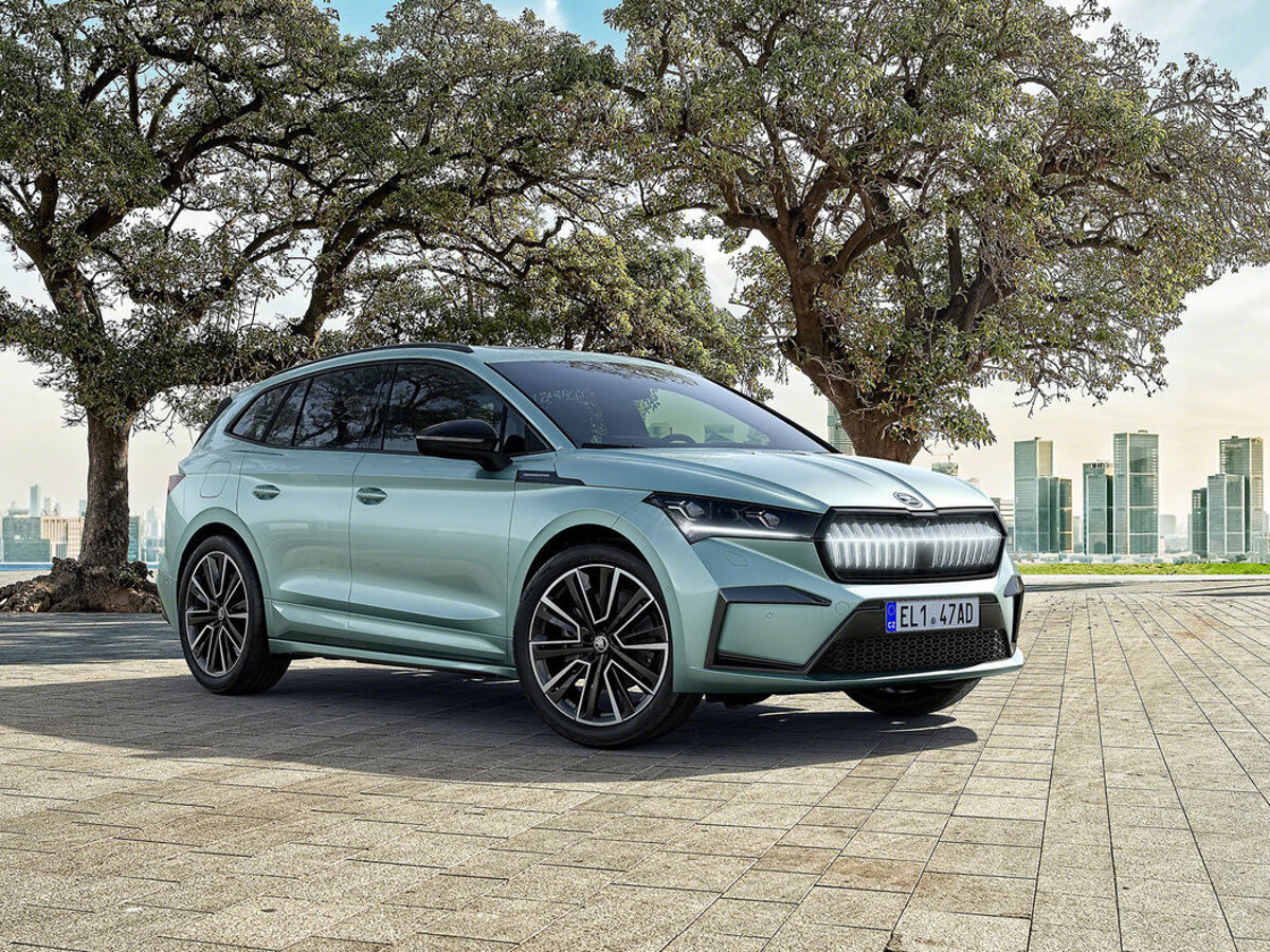 Passenger car，Electric，Sustainable materials，CAR CODE，2021 red dot product design award，