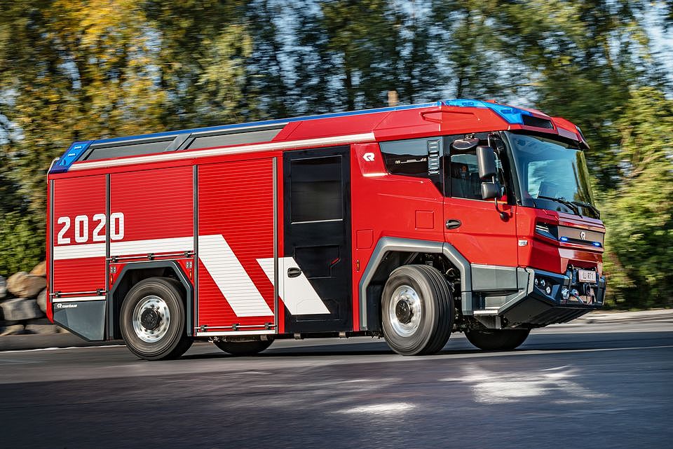 fire engine，Ergonomics，compact，2021 red dot product design award，