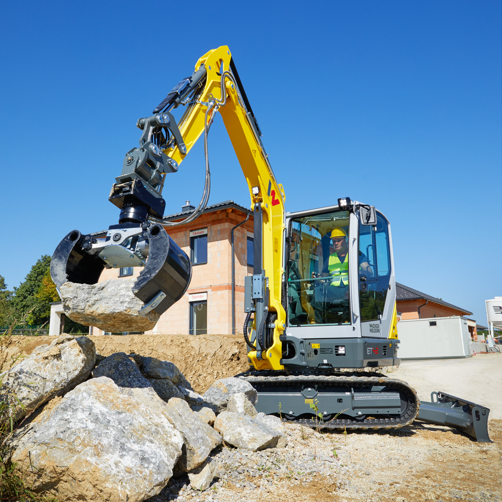 excavating machinery，Zero tail，2021 red dot product design award，