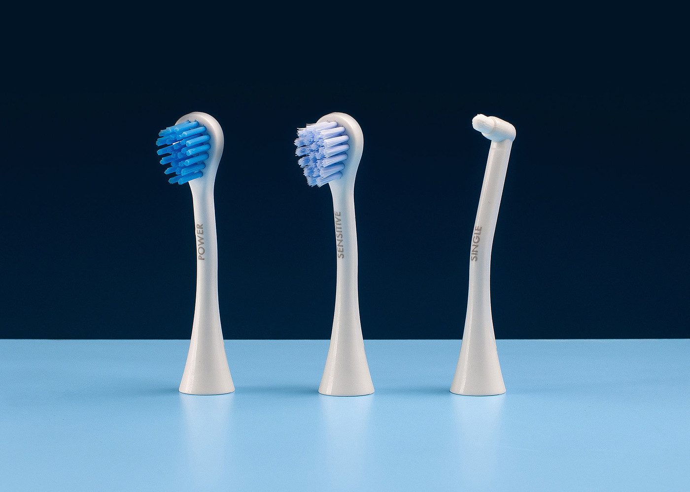 Electric toothbrush，Water drop brush head，Seven settings，2021 red dot product design award，