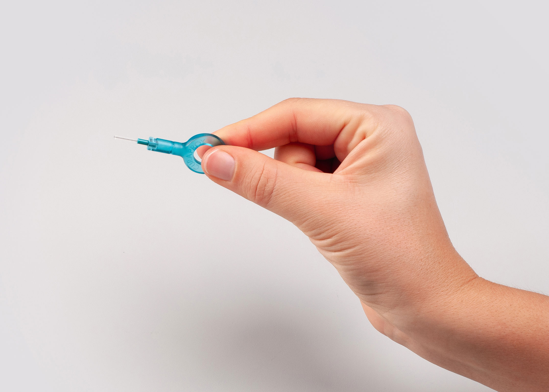 Interdental brush，Five sizes，Interdental brush，Color handle，hygiene，Five sizes，2021 red dot product design award，Color handle，hygiene，2021 red dot product design award，