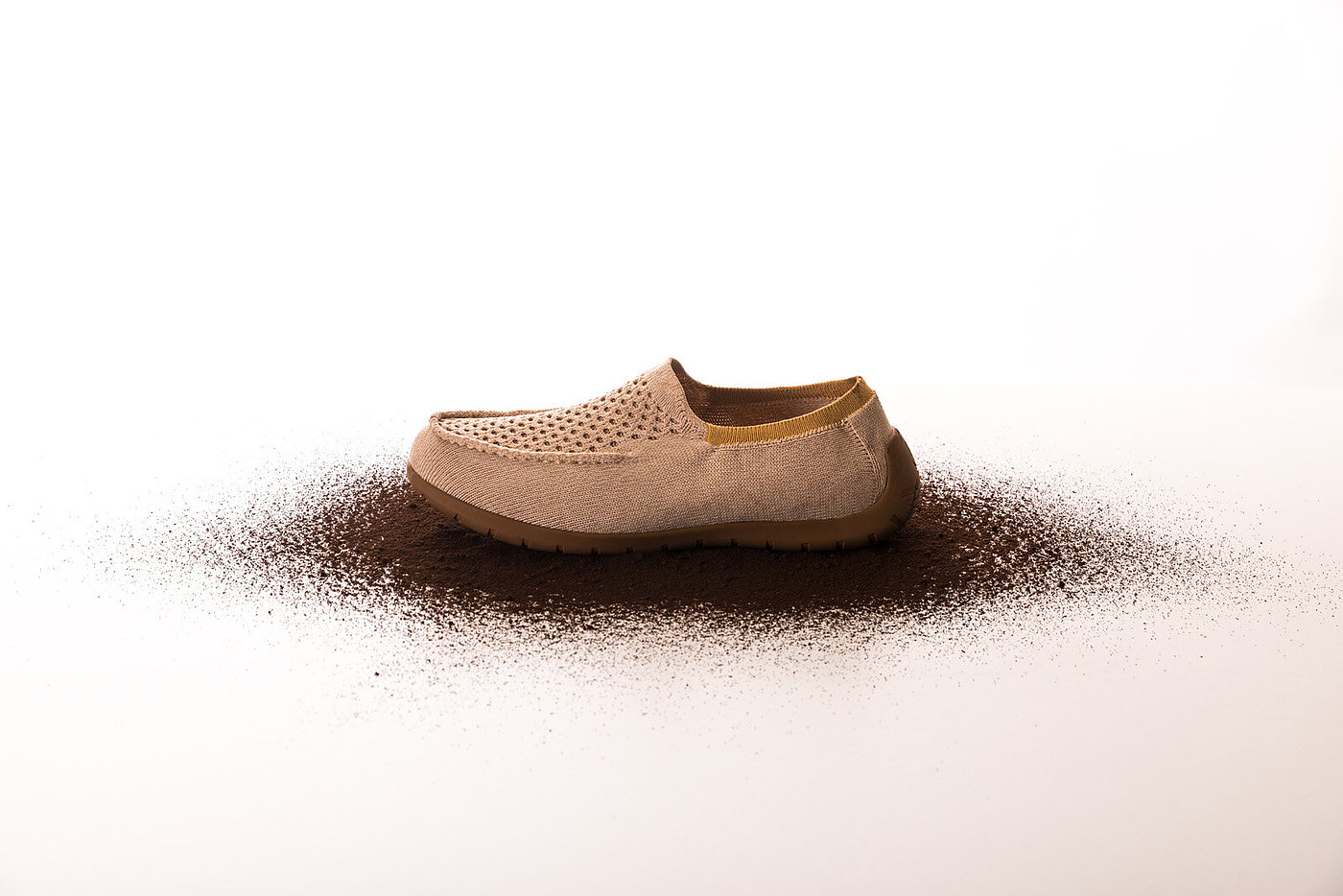 2021 red dot product design award，3D technology，shoes，
