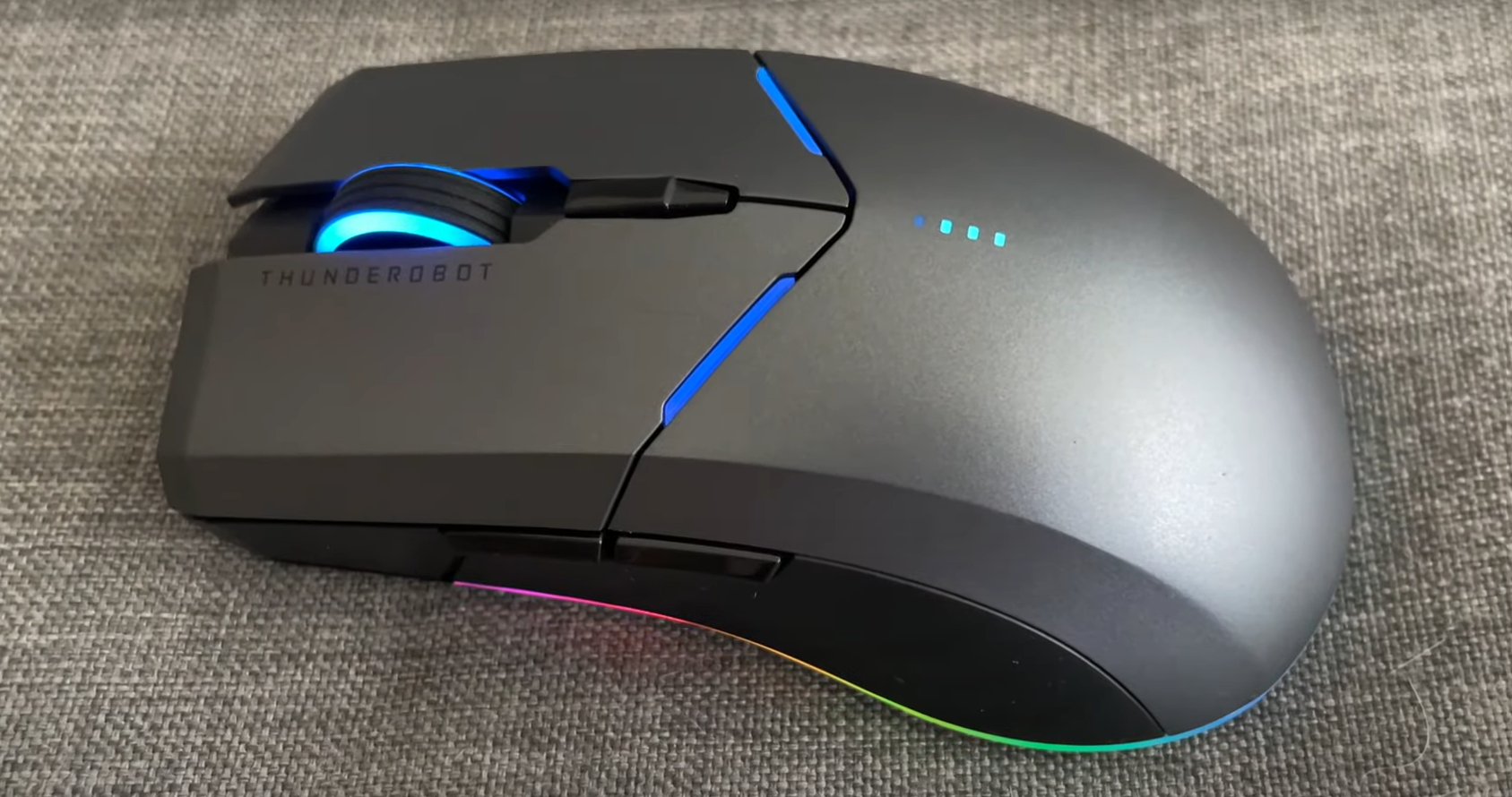 2021 red dot product design award，mouse，ThundeRobot ML703，