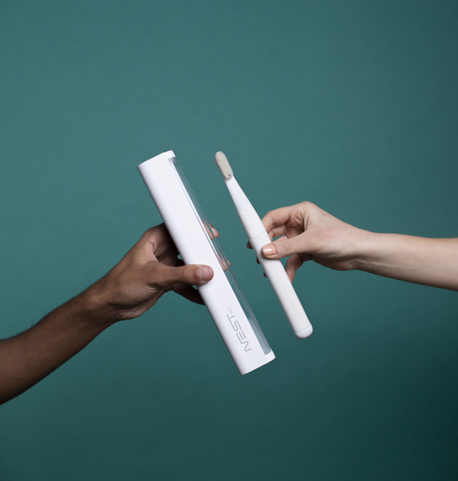 2021 red dot product design award，Nest Pro Brush，toothbrush，