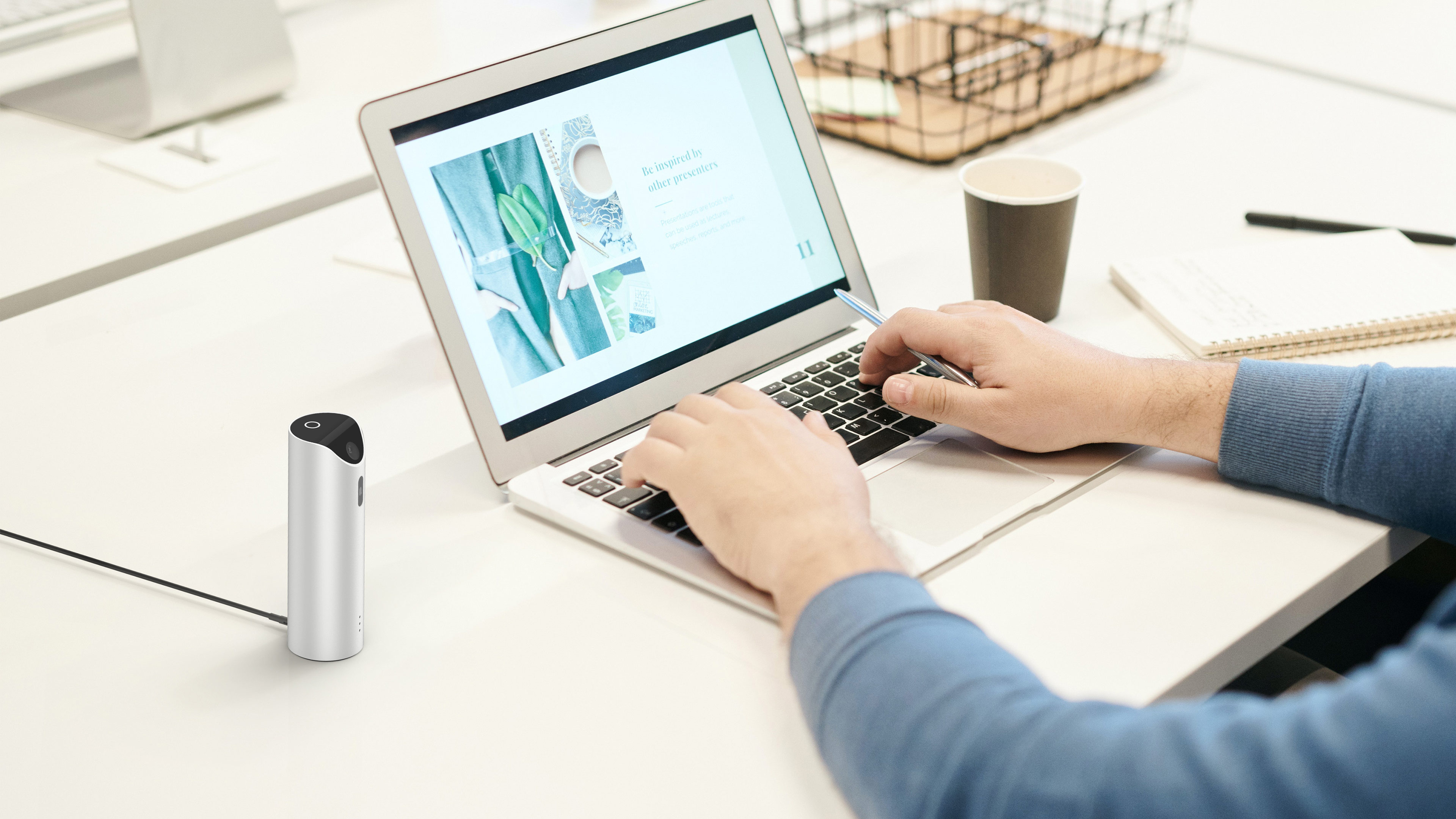 Postural appliance，Small volume，Wide angle HD lens，2021 red dot product design award，