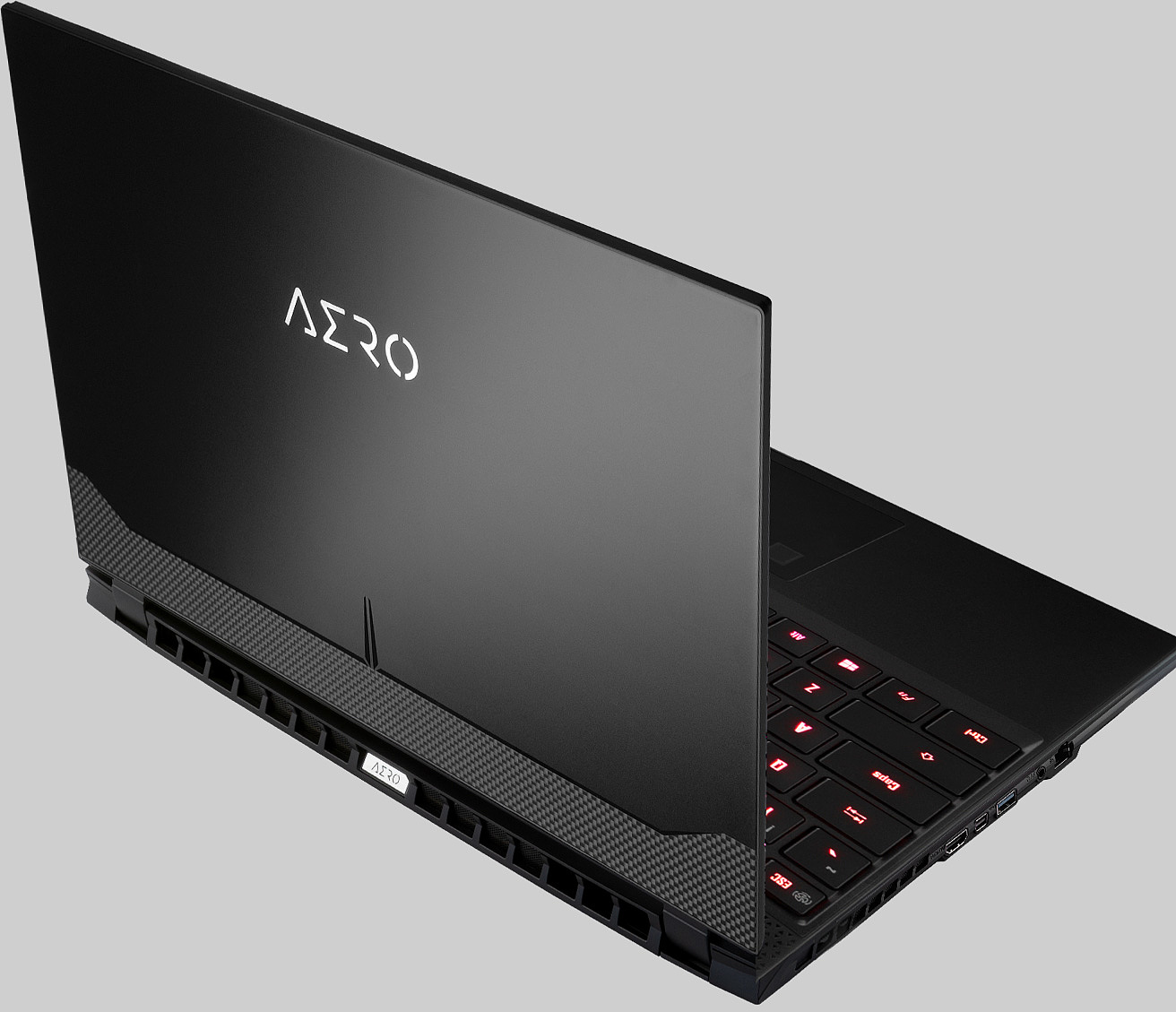 2021红点产品设计大奖，AERO 15 OLED，笔记本电脑，