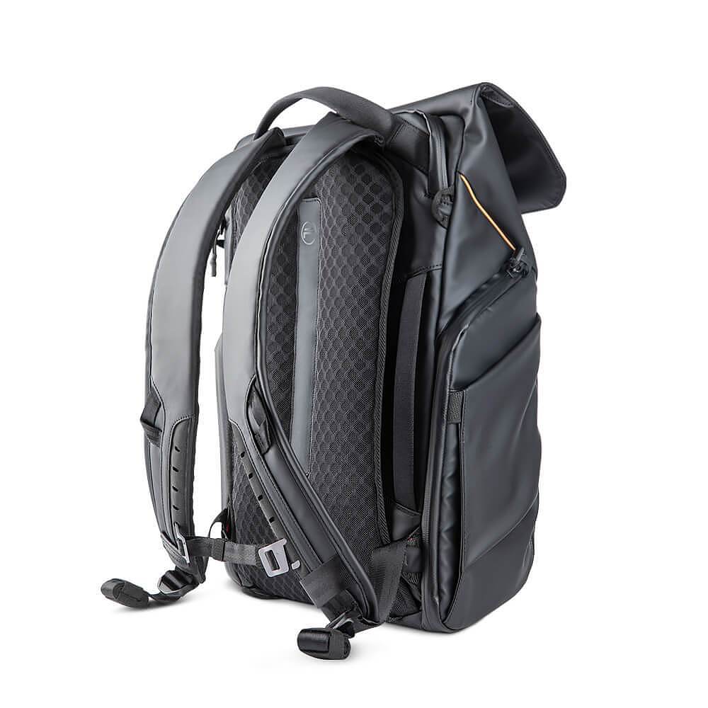 2021 red dot product design award，OneGo Backpack，knapsack，