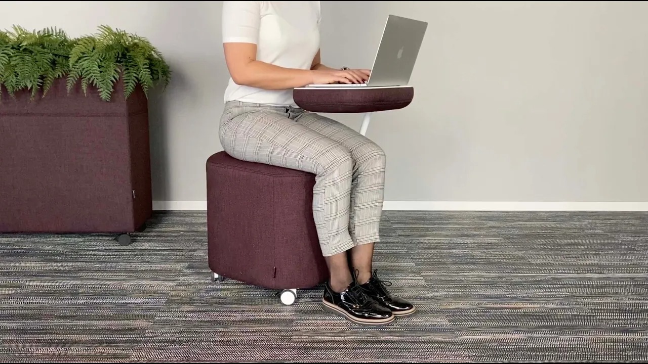 2021 red dot product design award，iQseat，chair，stool，