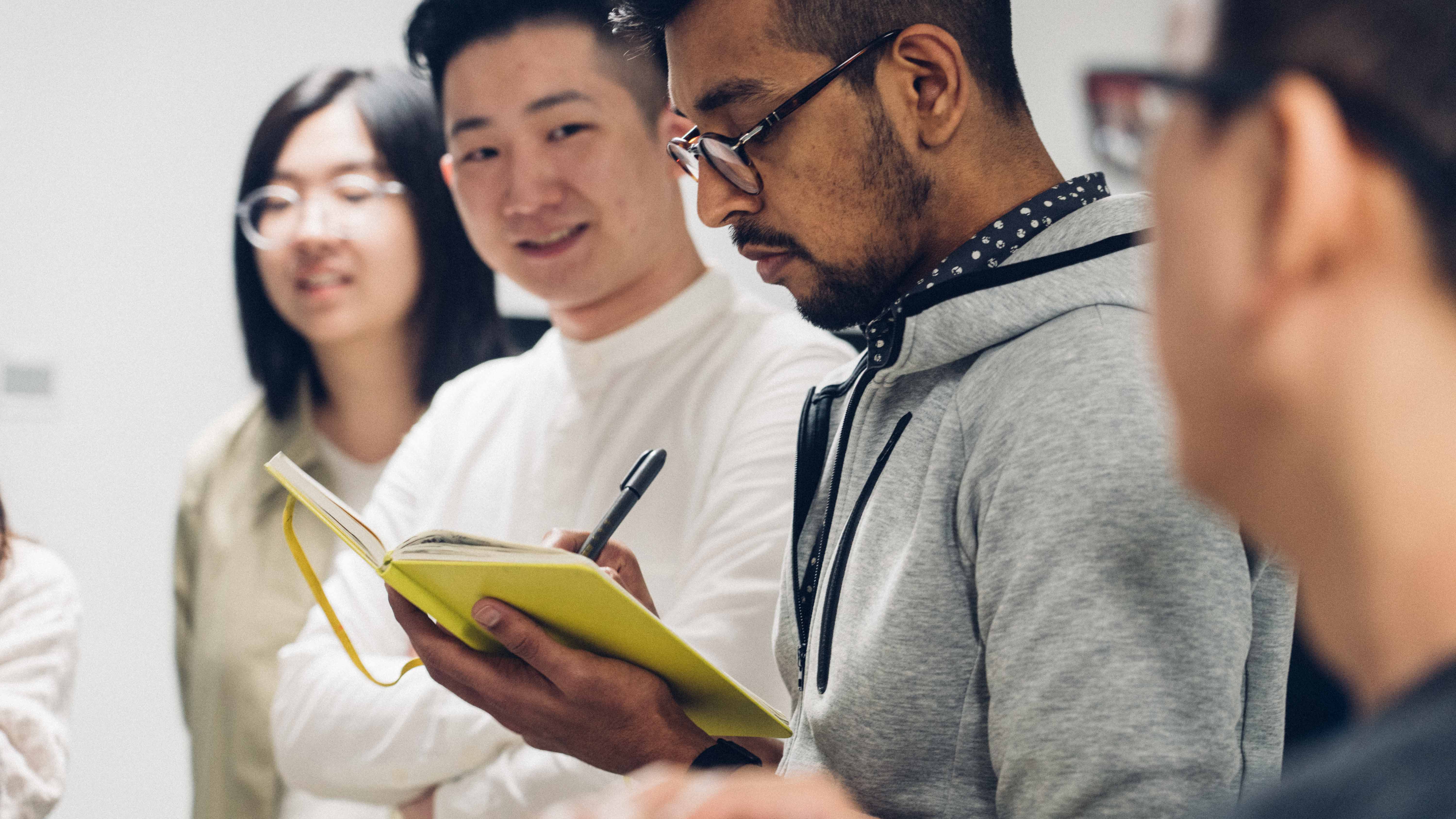 inward，Logitech，Forward looking conceptual design，