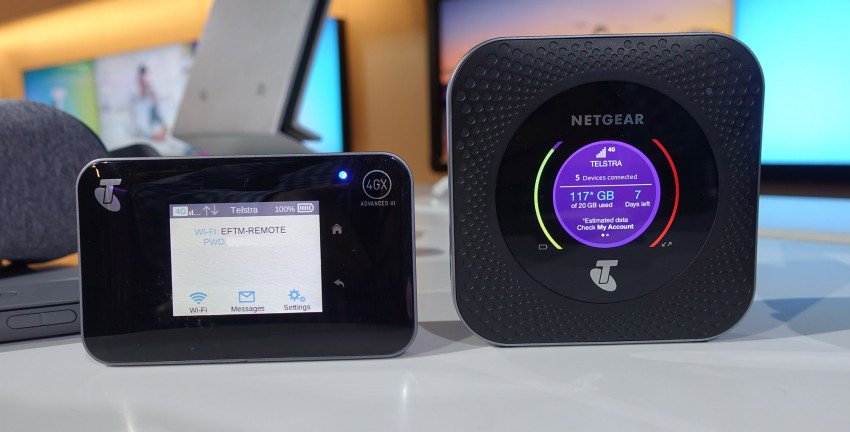 2017 red dot，Nighthawk M1，Portable router，