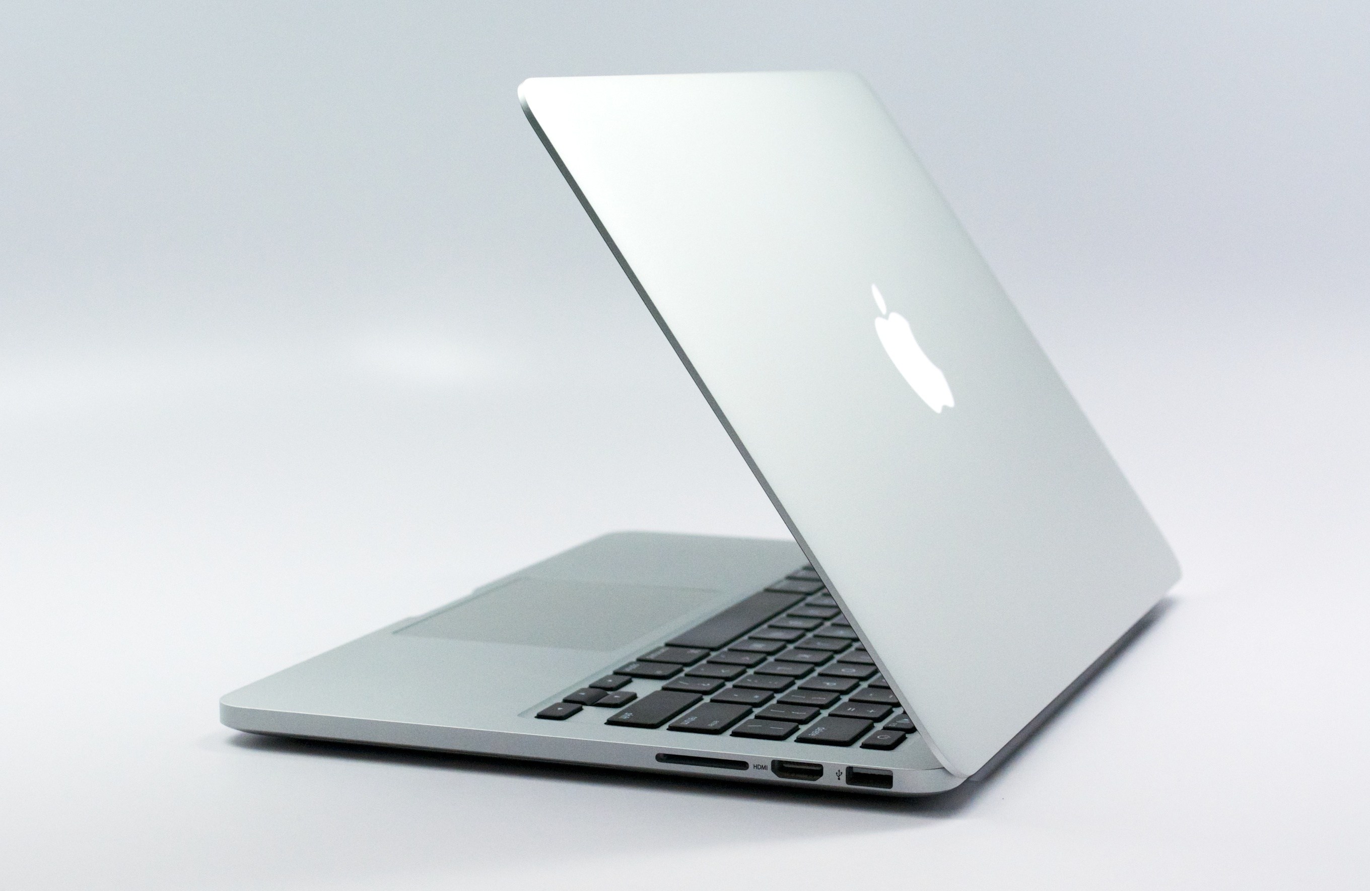 Apple/苹果MacBook Pro 13.3寸轻薄4g+128g办公笔记本电脑_艾尔卡伦