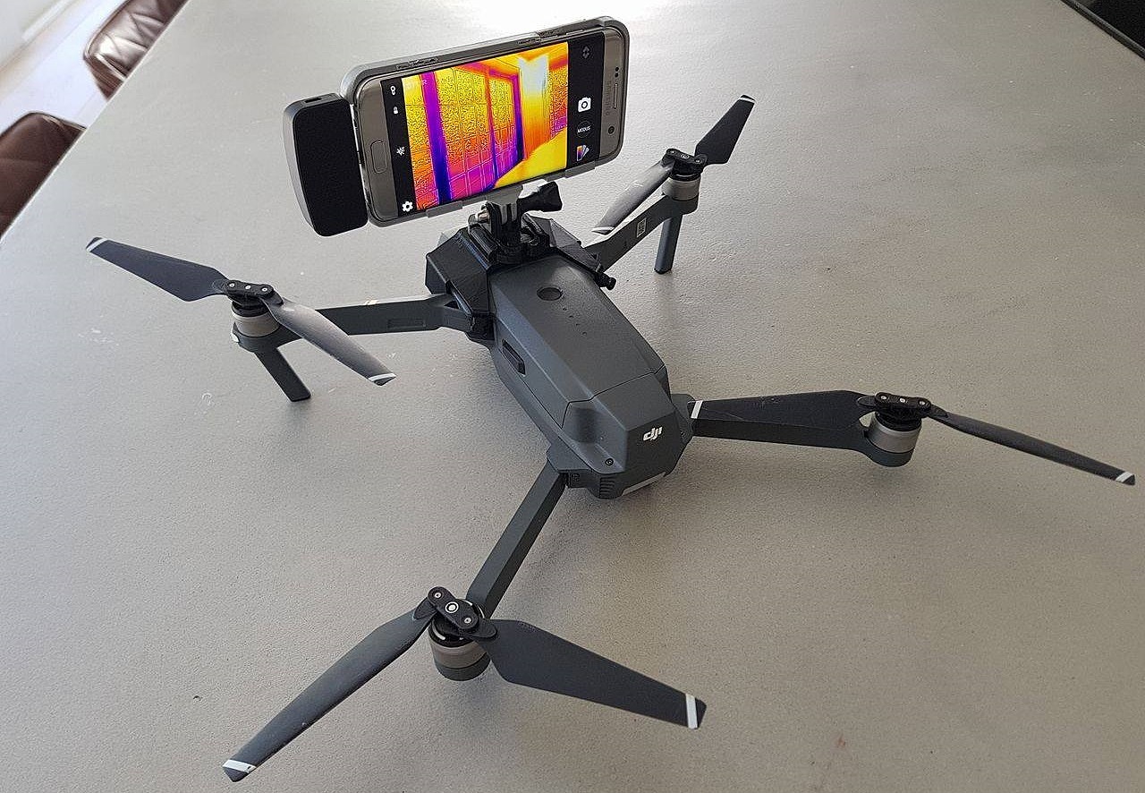 2017 red dot，MAVIC PRO，Aerial drone，