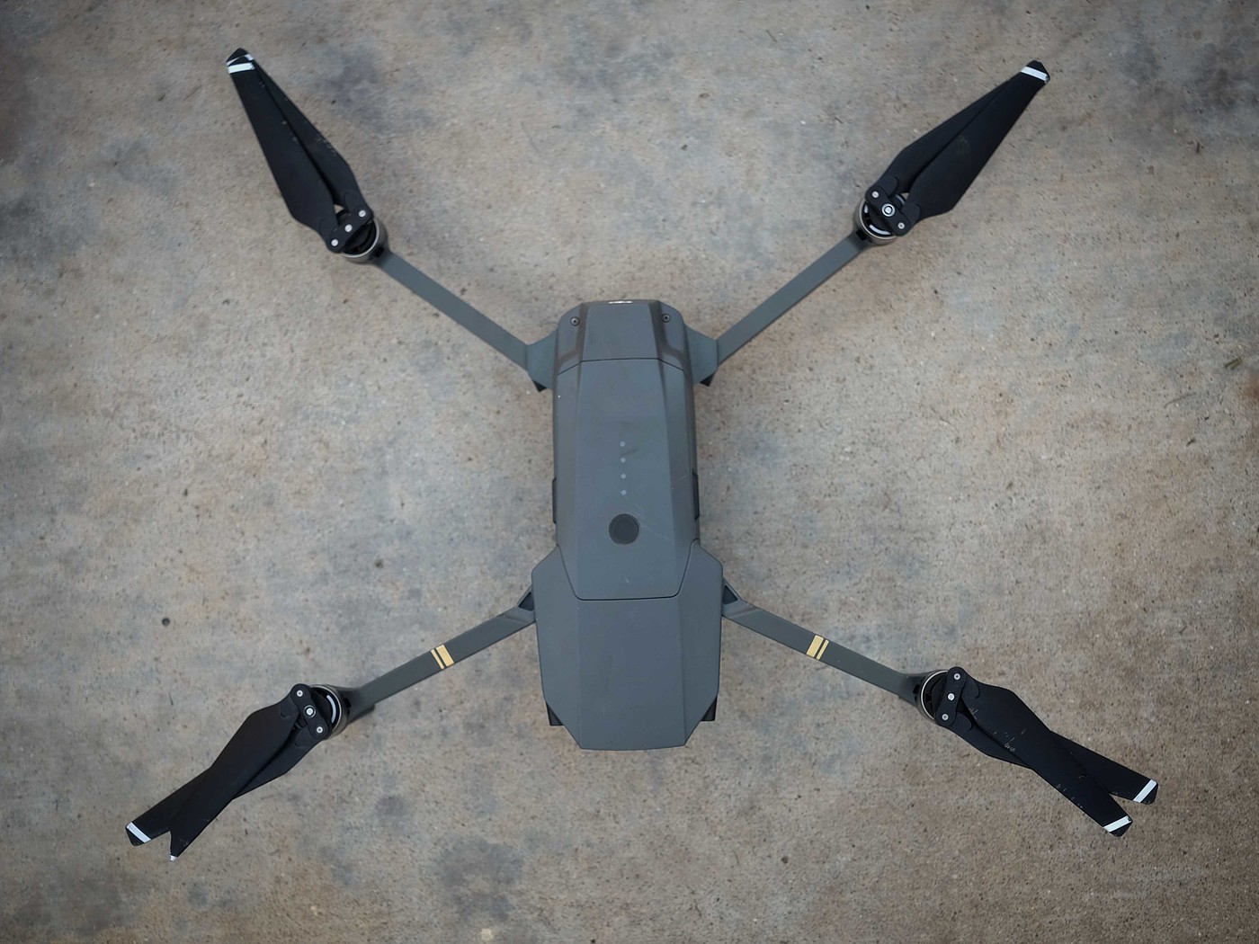 2017 red dot，MAVIC PRO，Aerial drone，