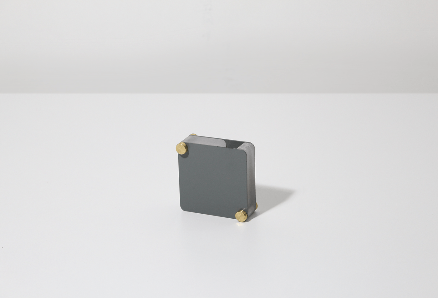 sticky note，Penholder，Cardholder，Tape distributor，Desktop supplies，