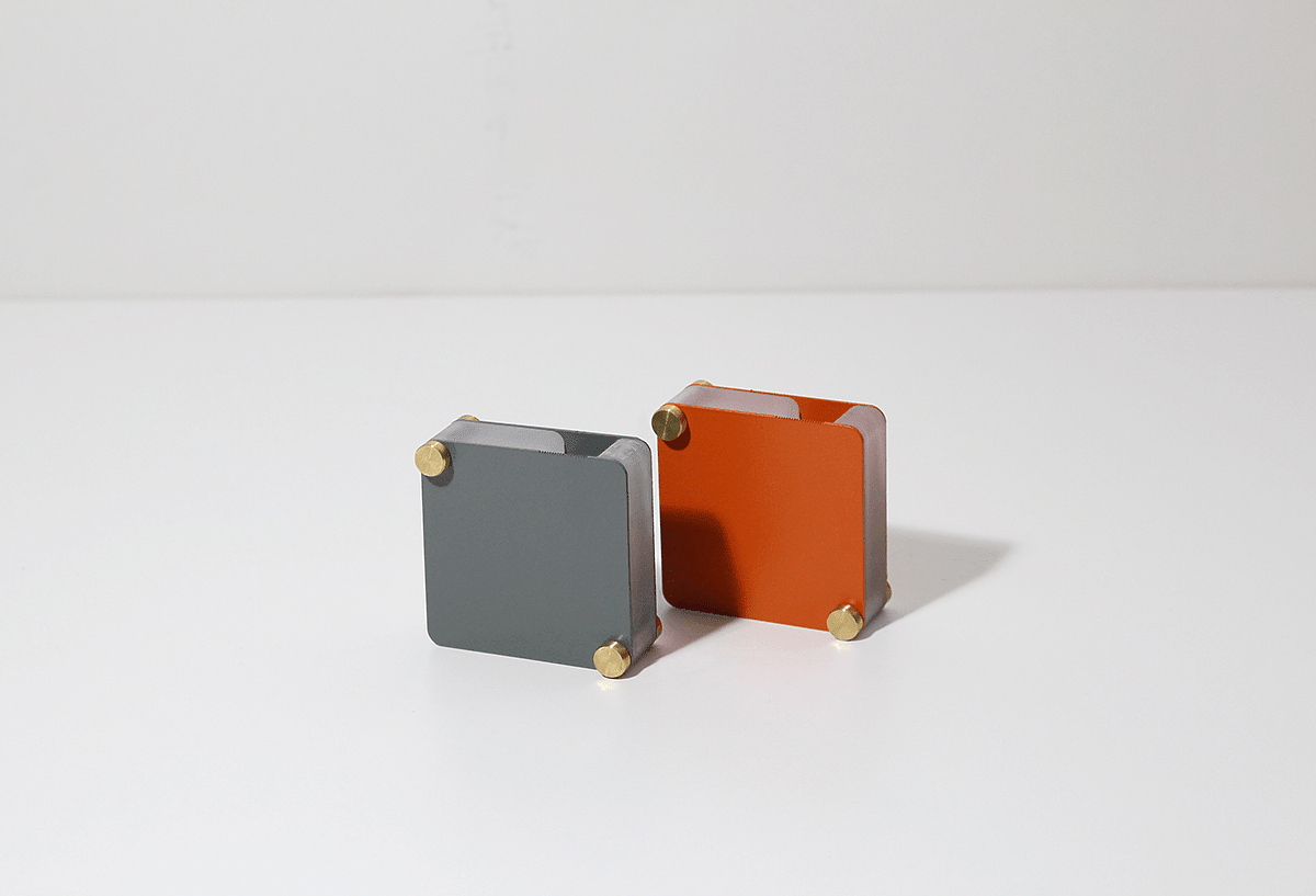 sticky note，Penholder，Cardholder，Tape distributor，Desktop supplies，