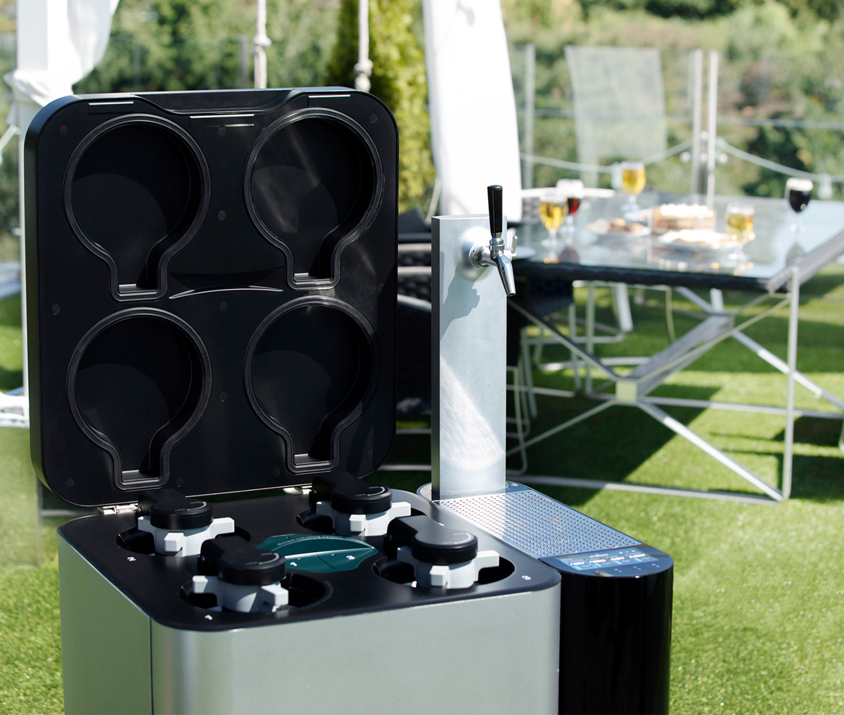 Beer maker，craft beer ，Refrigerator，an electric appliance，