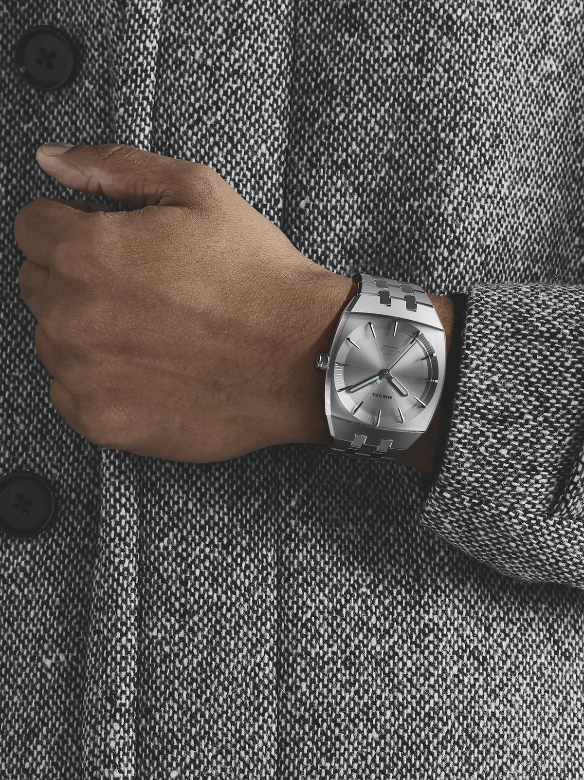 Wrist watch，stainless steel，Grey，Italy，