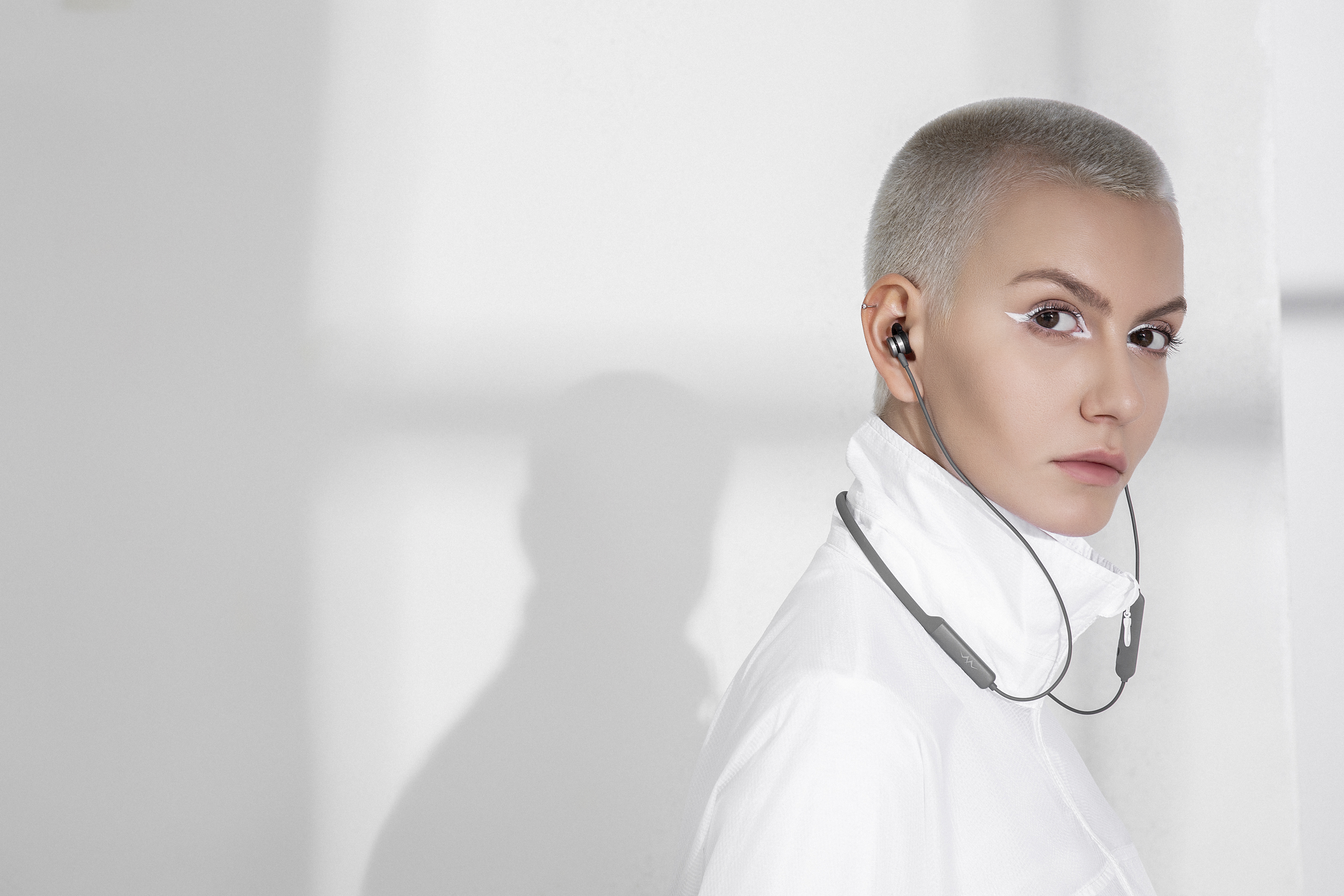 Noise reduction earphone，