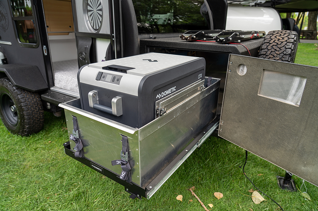 Black Bean，trailer，Automobile design，