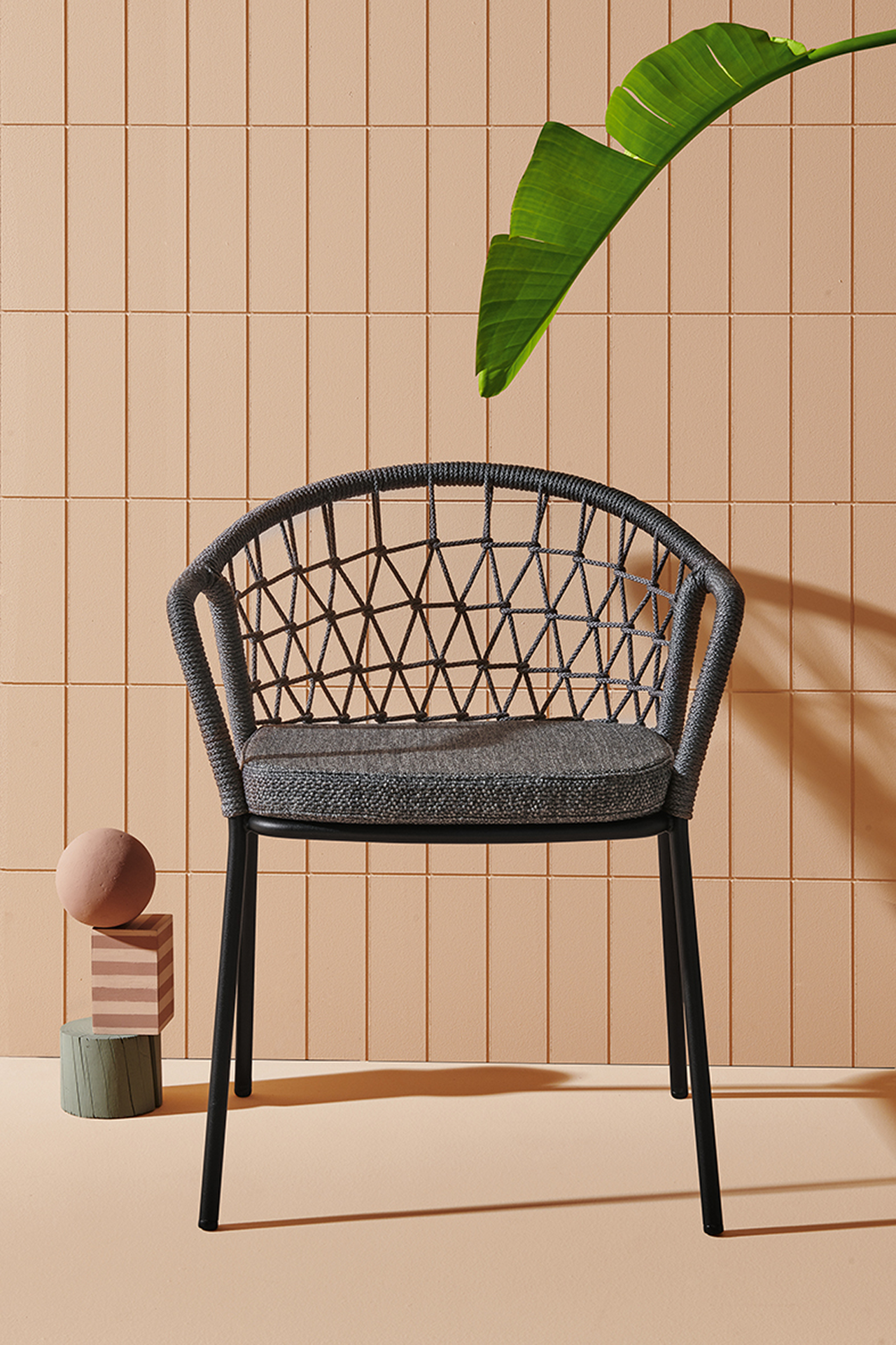 fashion，furniture，chair，outdoors，