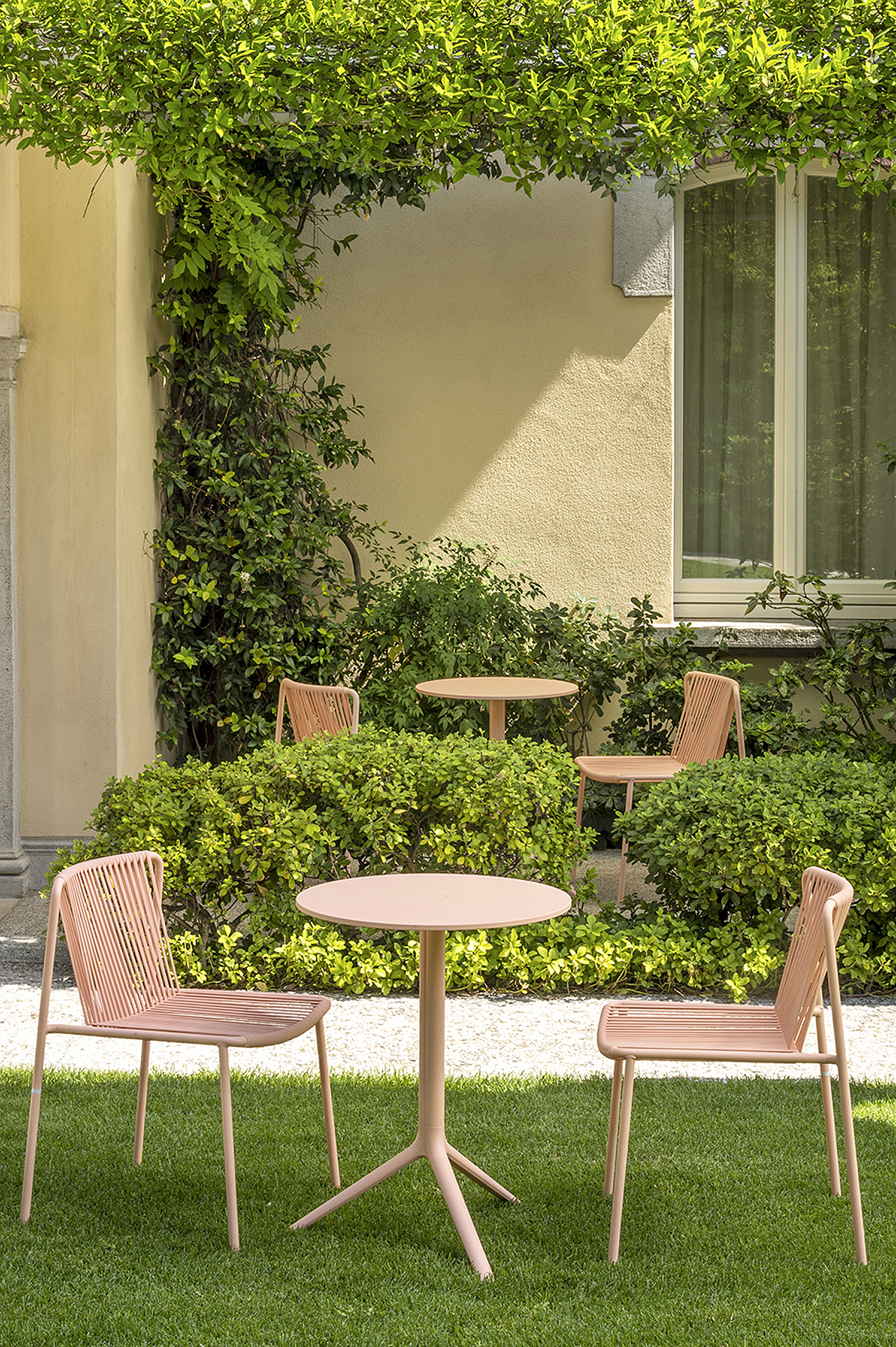 fashion，furniture，chair，outdoors，