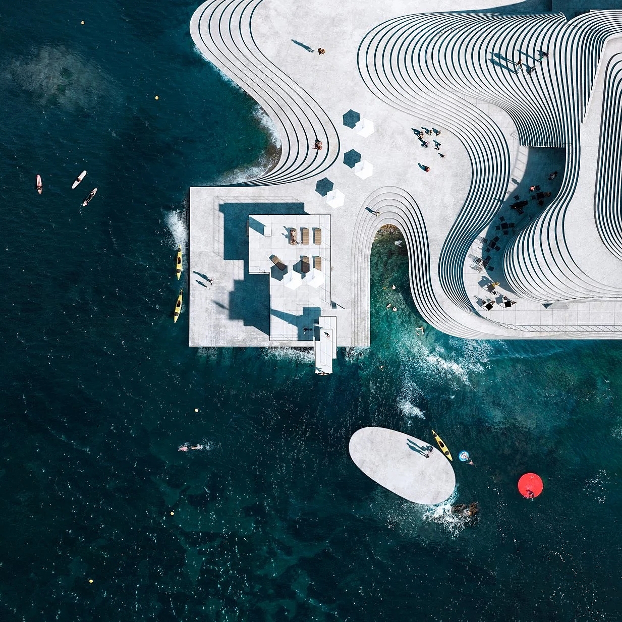 Harbour bathing beach，Norway，vitality，sustainable，