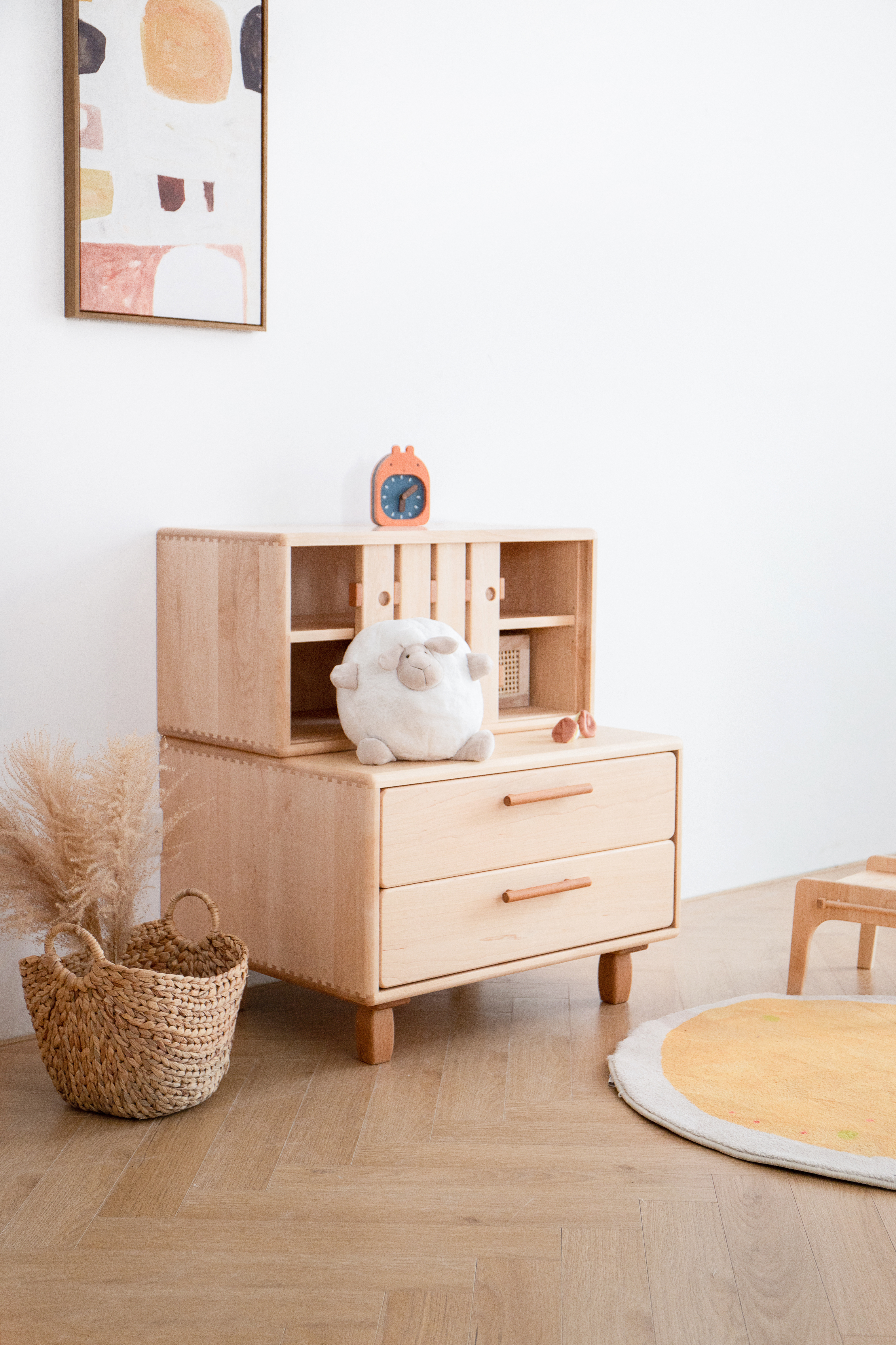 Solid wood children's combined wardrobe，