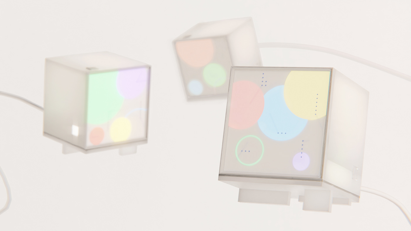 social networks，long-range，on-line，