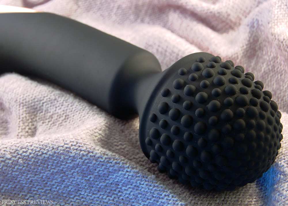 Massager，O-WAND，2017 red dot，comfortable，Portable，