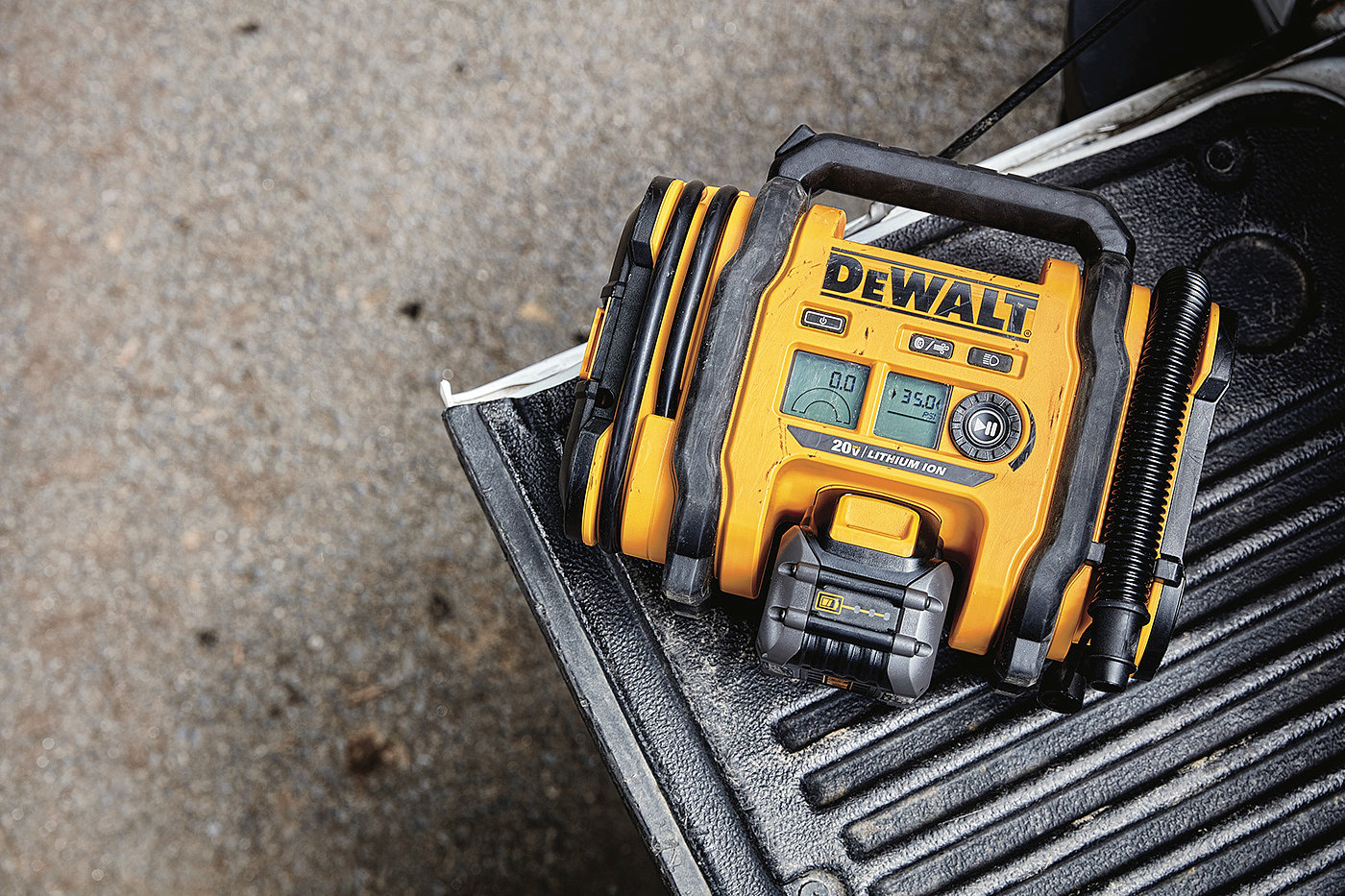 DEWALT 20V，Inflator，3D modeling，